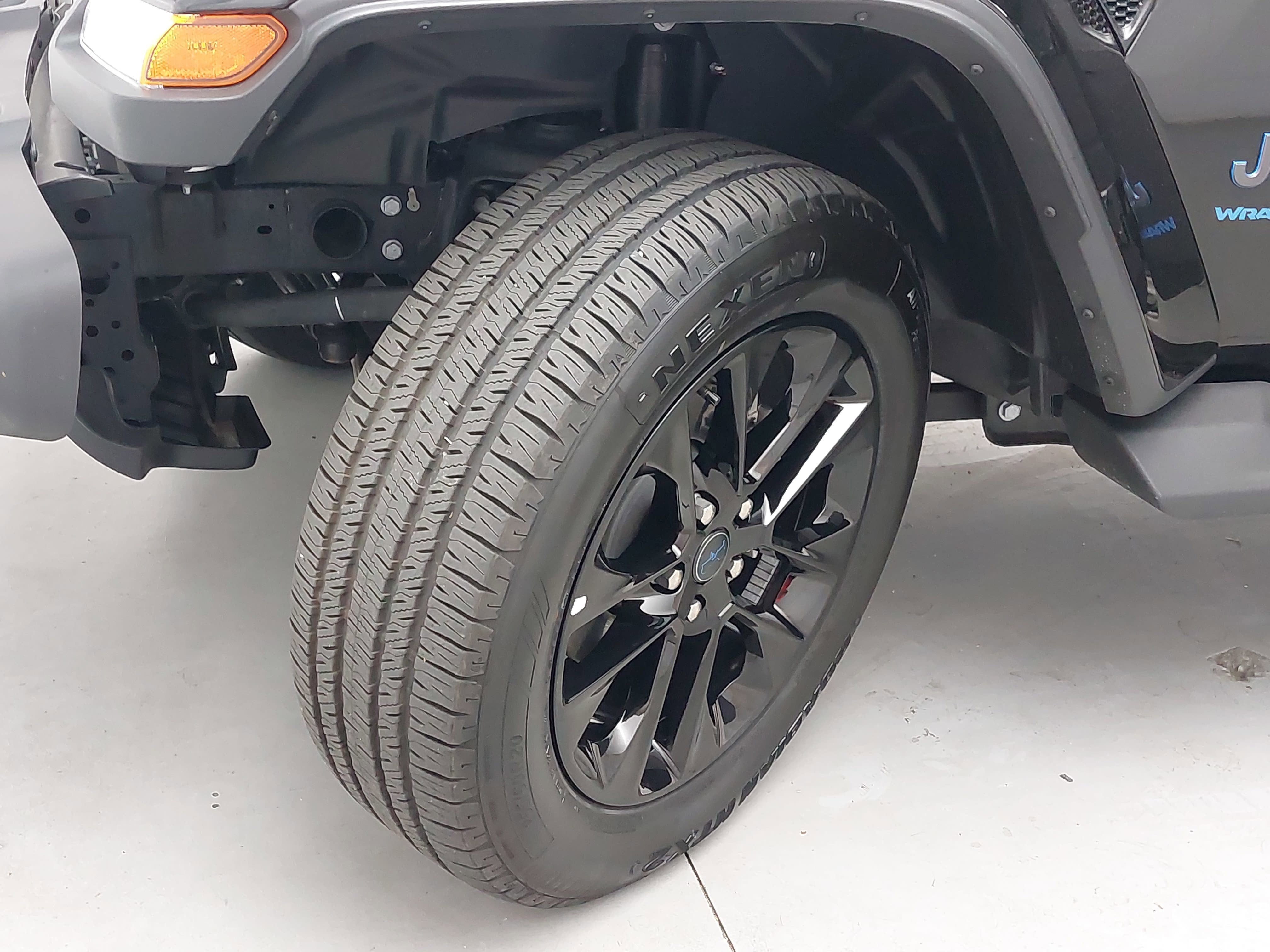 2025 Jeep Wrangler Sahara 4xe