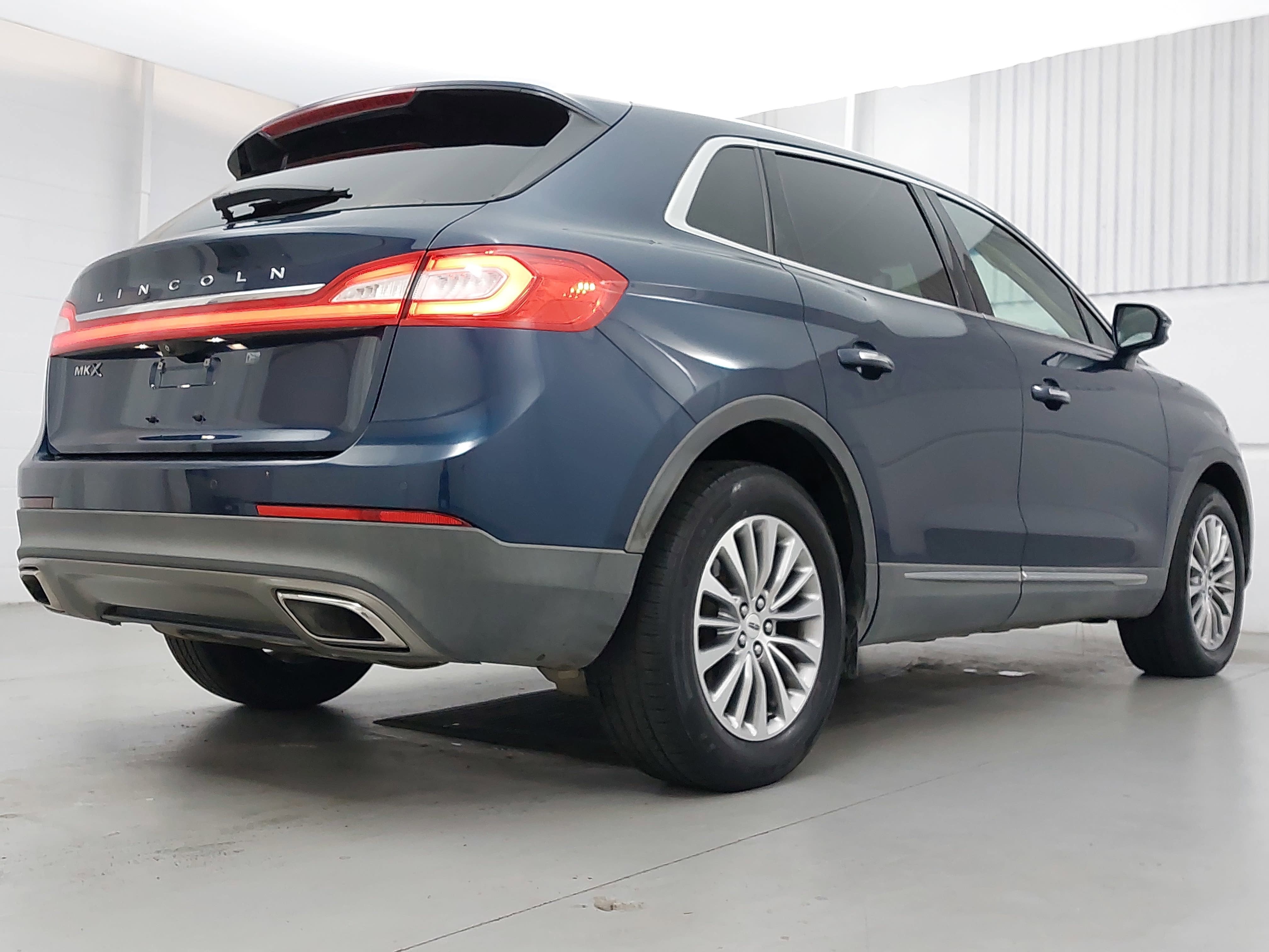 2017 Lincoln MKX Select