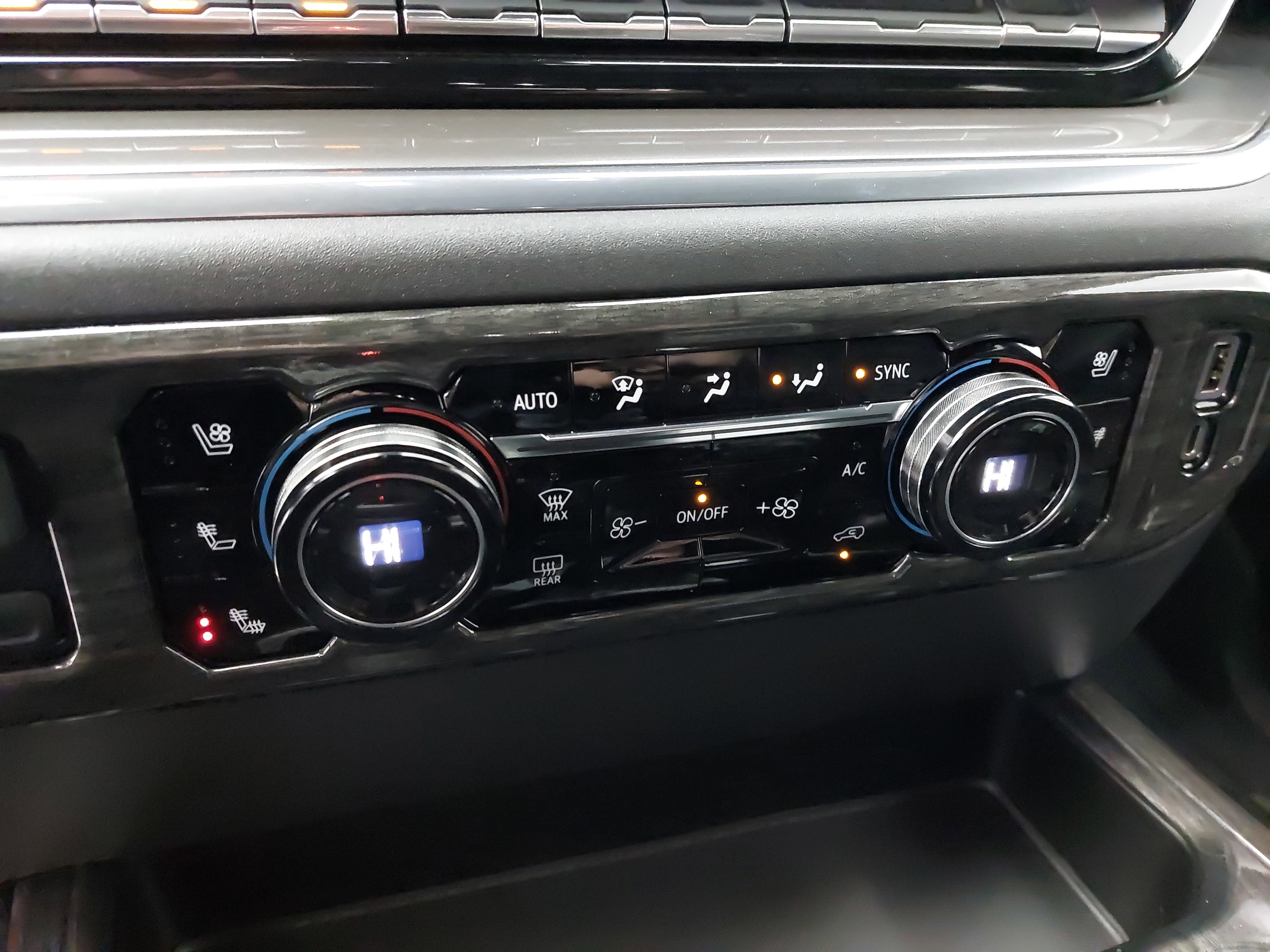 2023 Chevrolet Silverado 1500 High Country