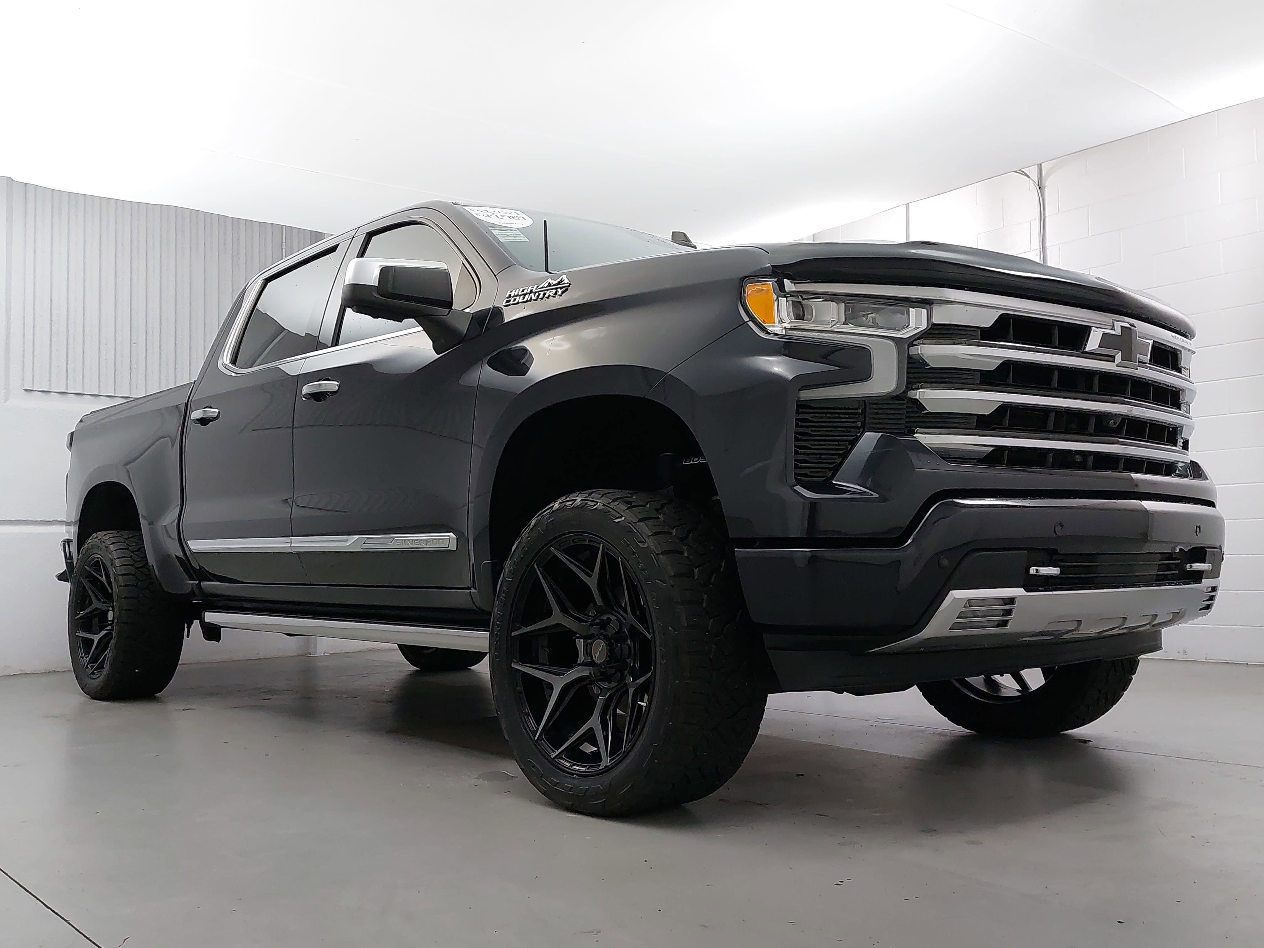 2023 Chevrolet Silverado 1500 High Country