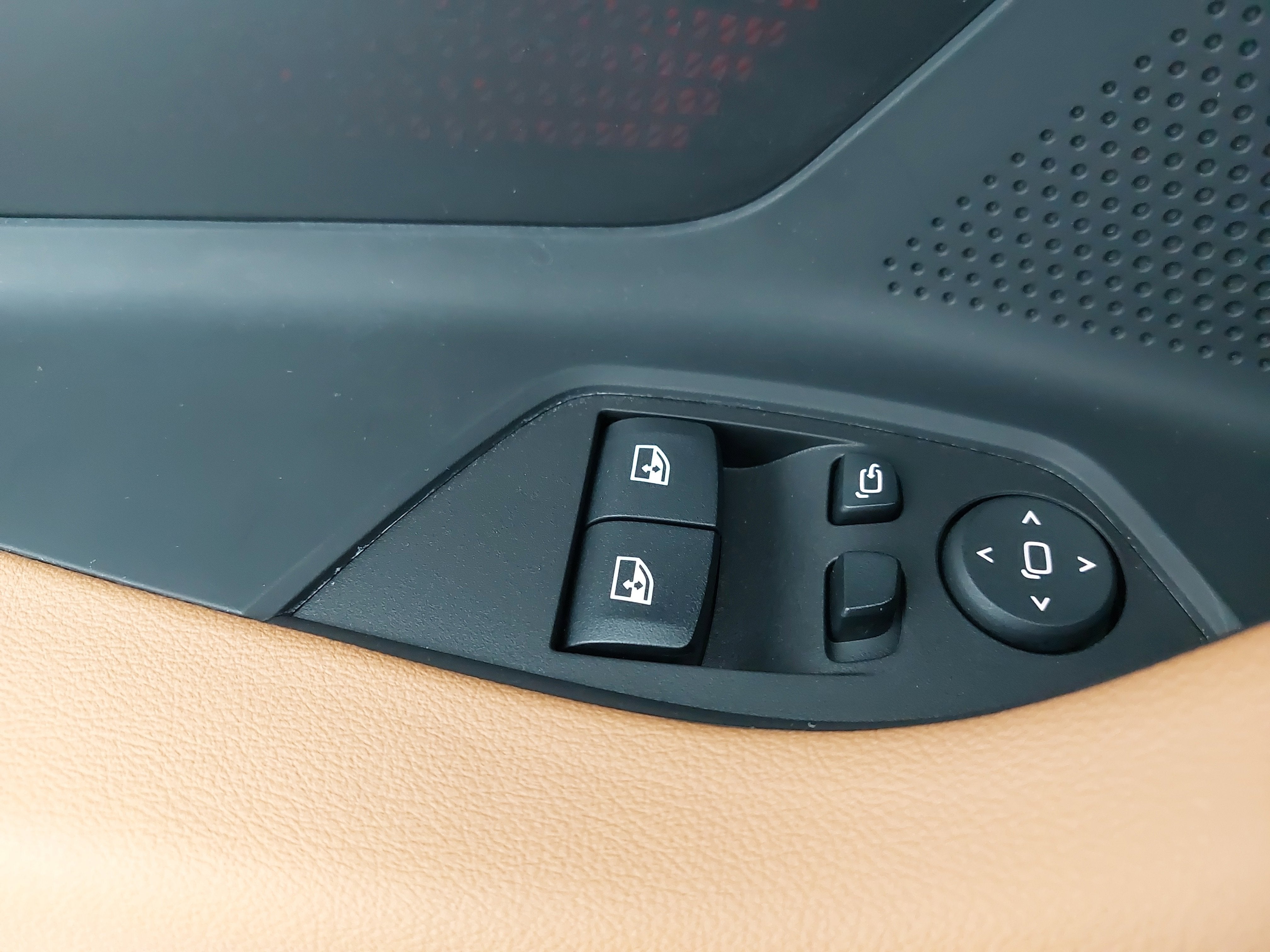 2025 BMW 2 Series 230i