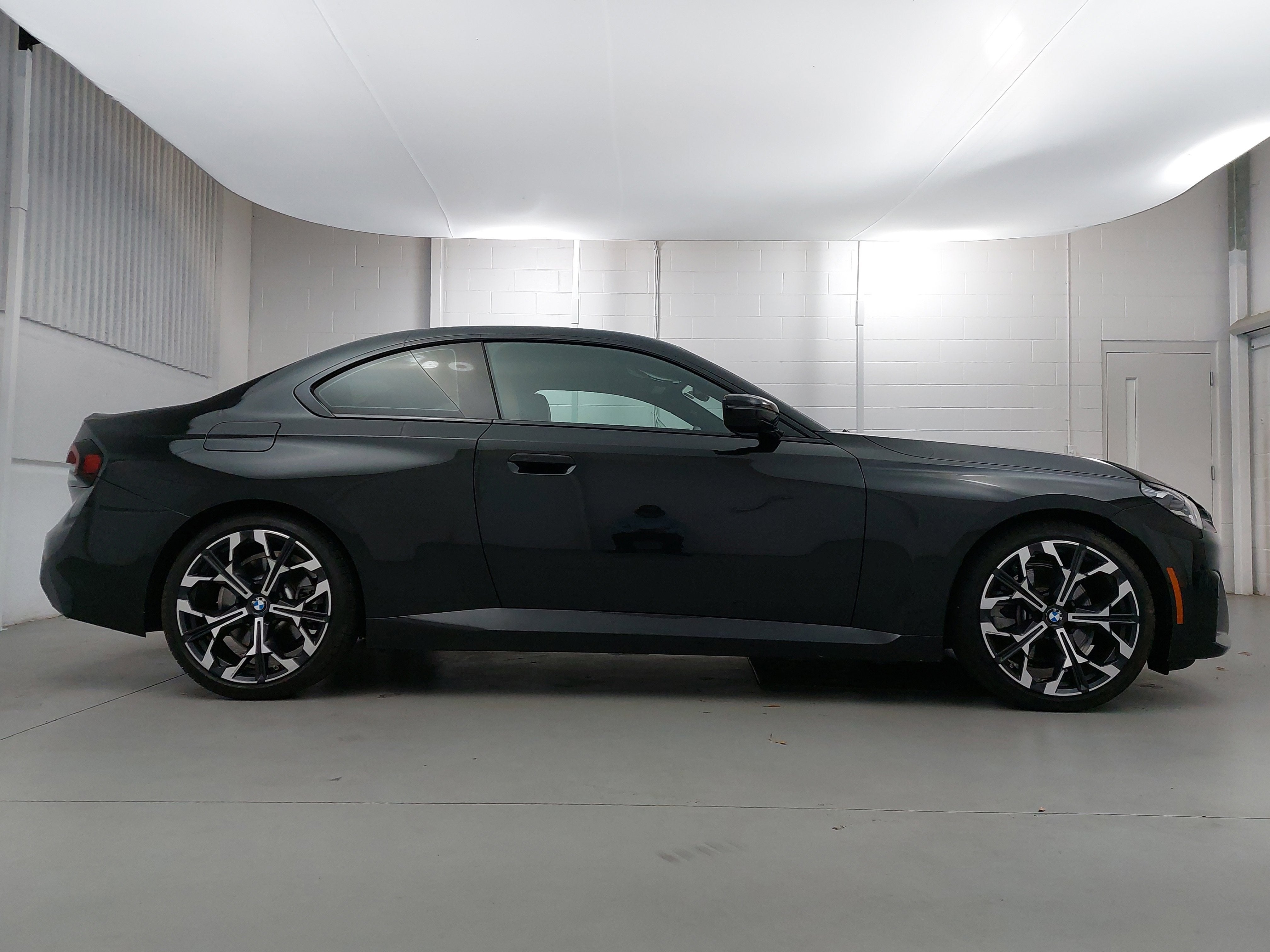 2025 BMW 2 Series 230i