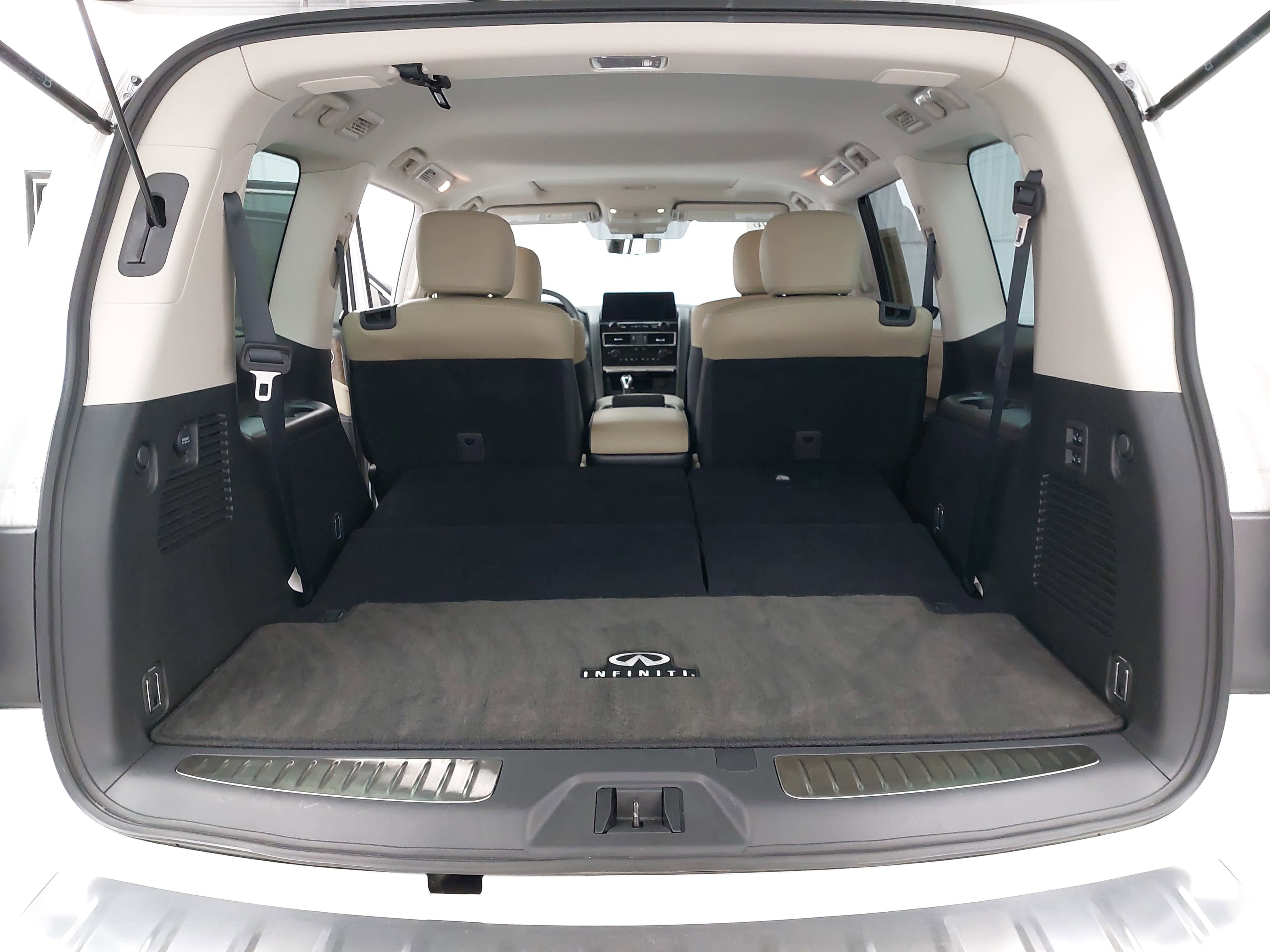 2023 INFINITI QX80 Premium Select