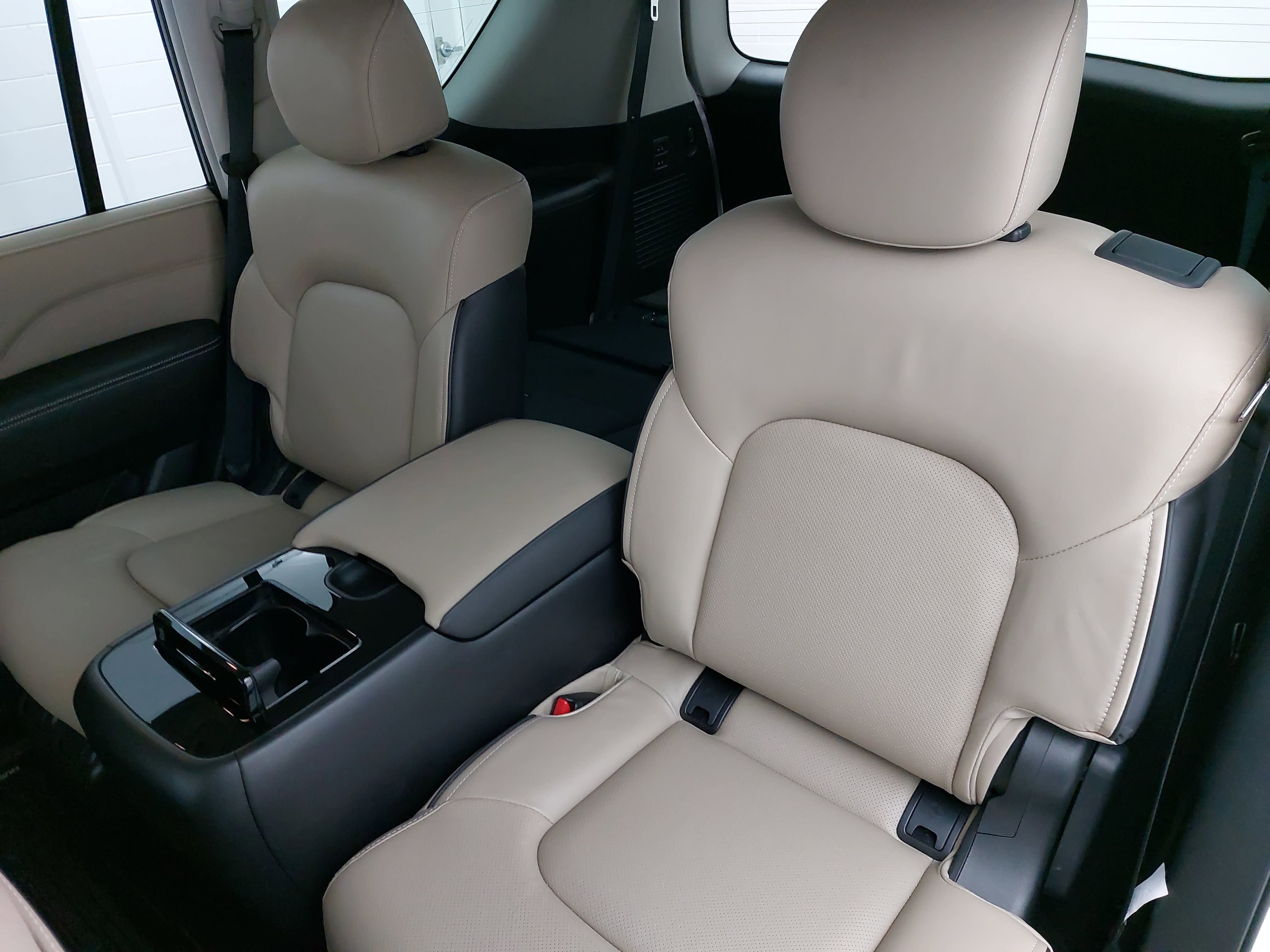 2023 INFINITI QX80 Premium Select