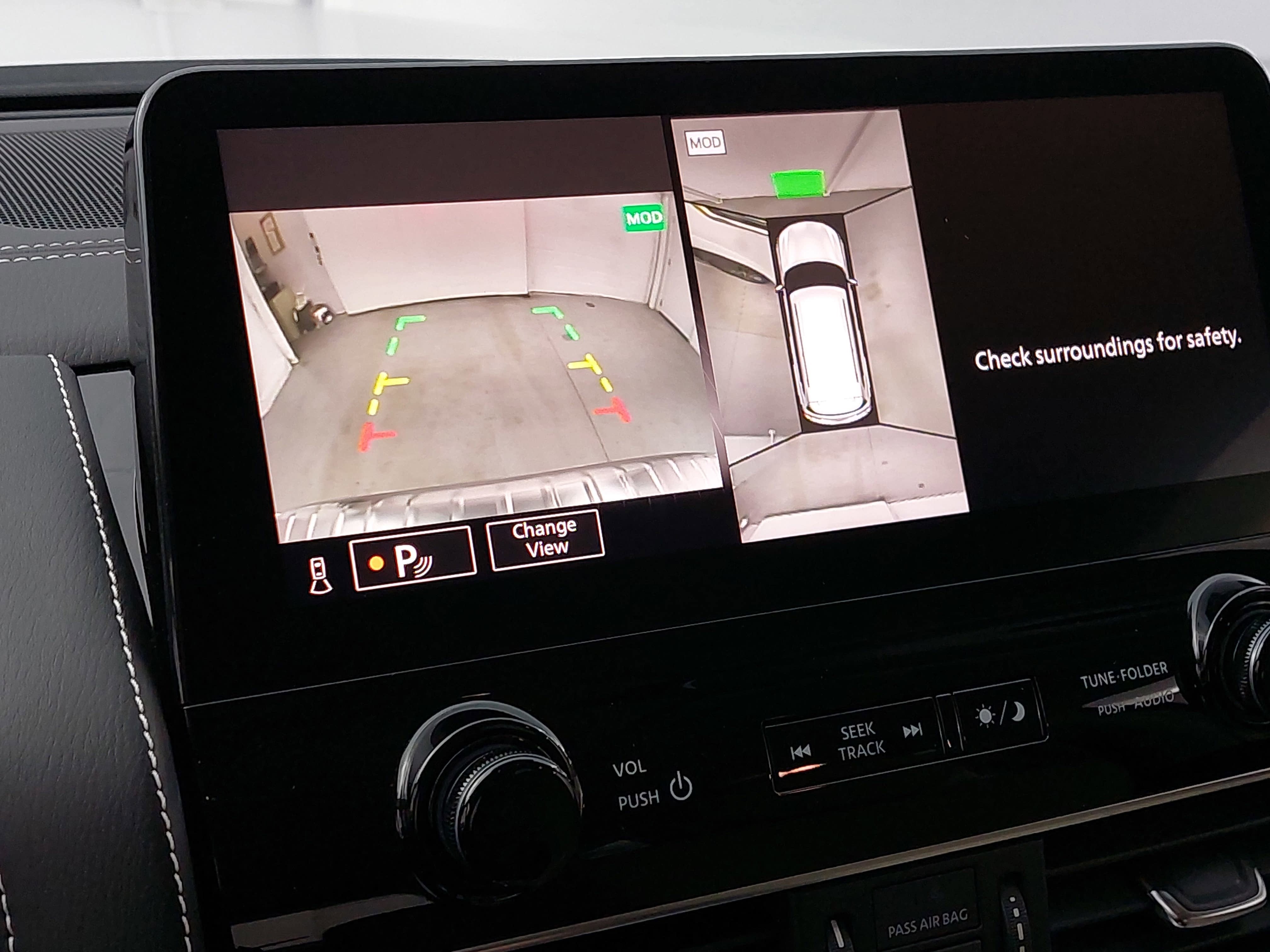 2023 INFINITI QX80 Premium Select