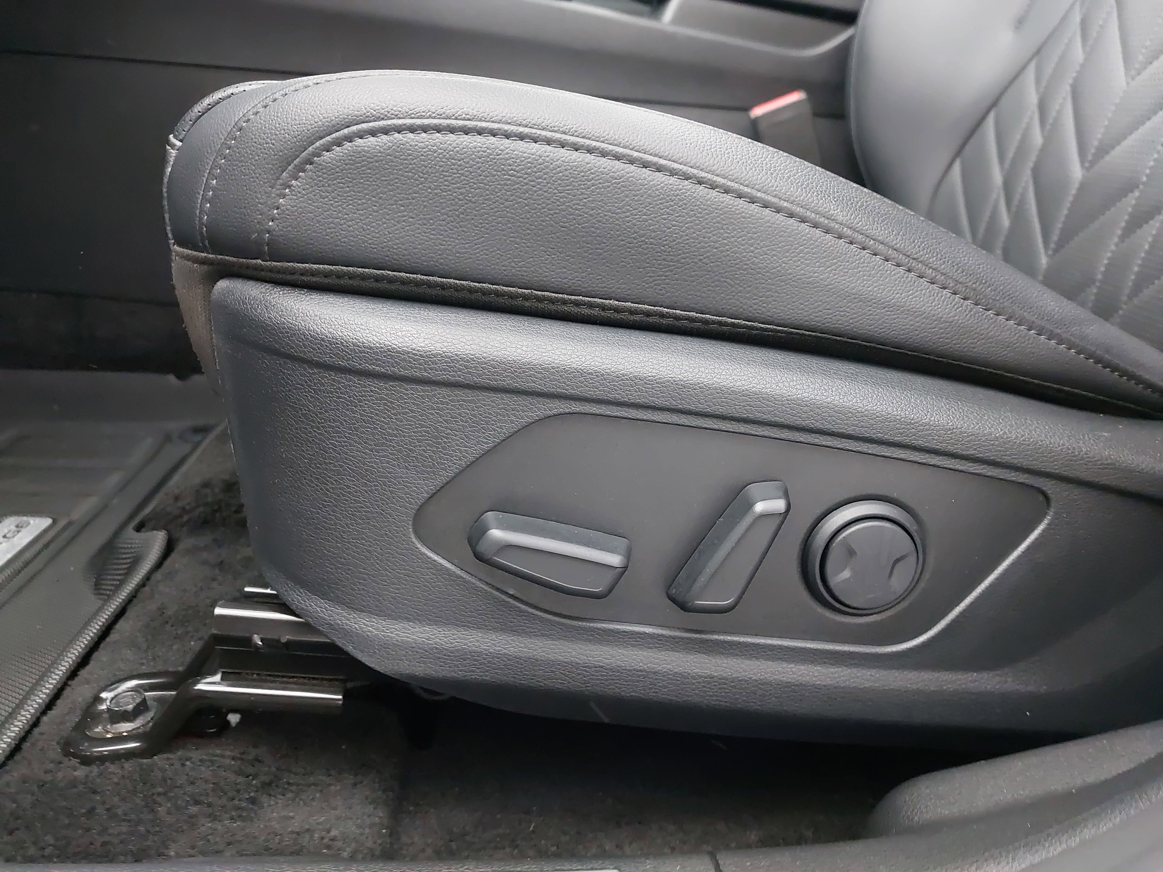 2024 Kia Sportage Plug-In Hybrid X-Line