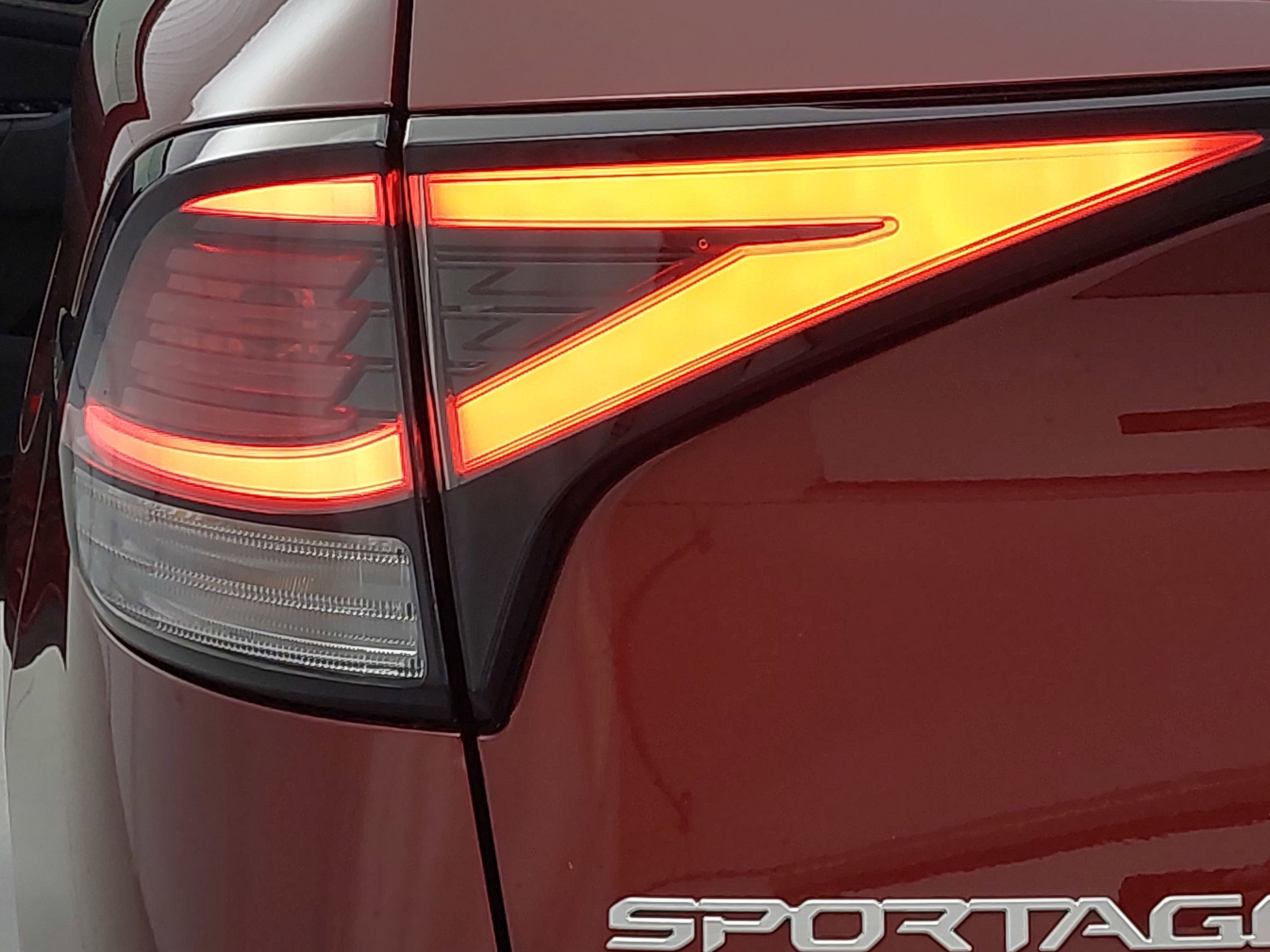 2024 Kia Sportage Plug-In Hybrid X-Line