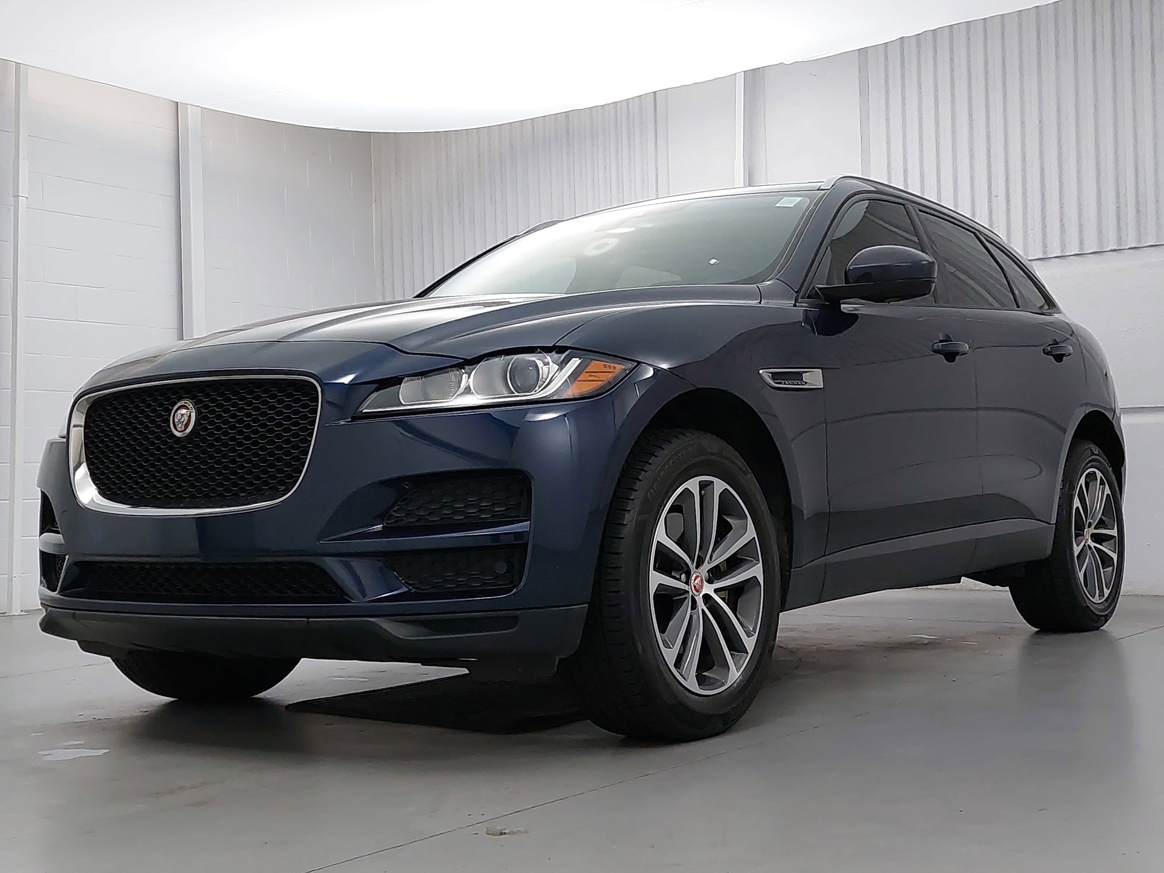 2018 Jaguar F-PACE 30t Premium