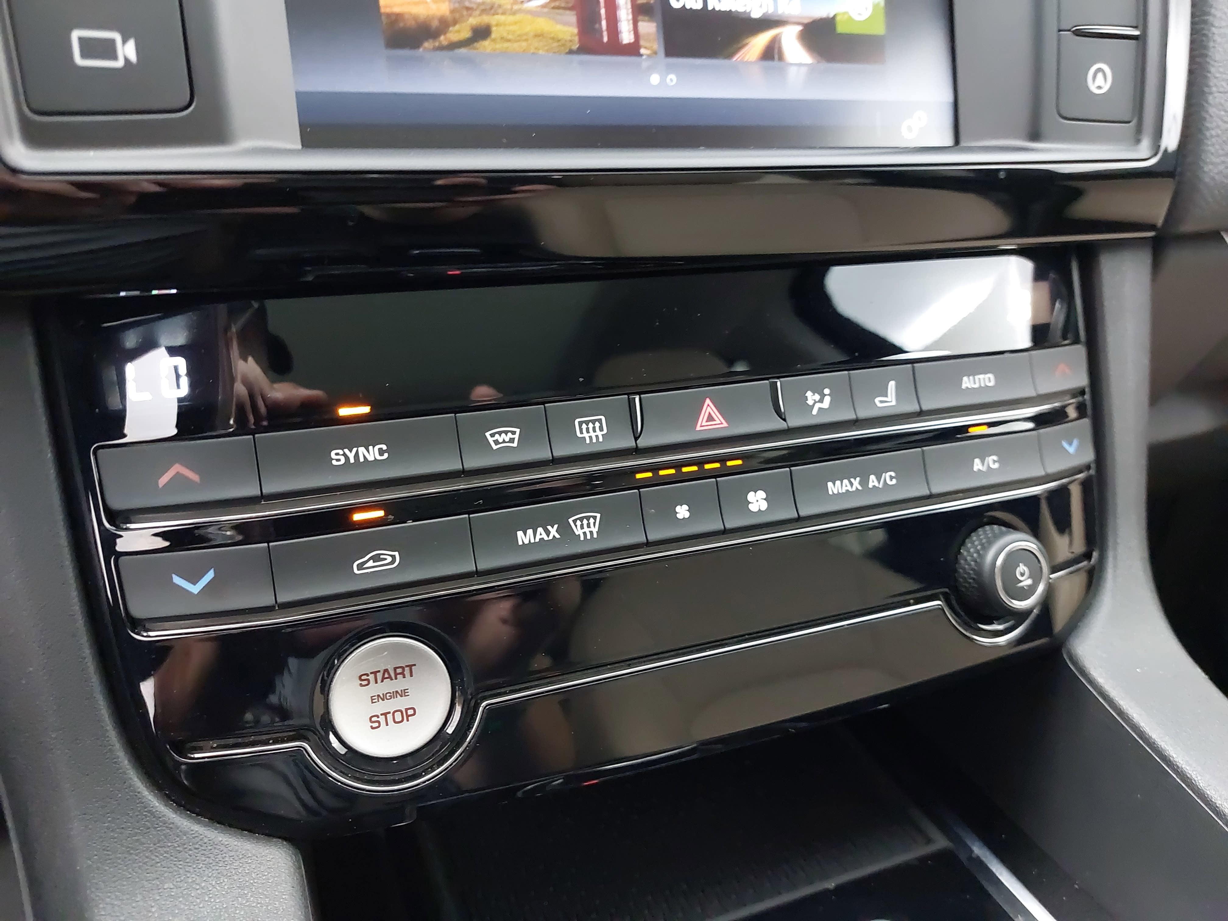 2018 Jaguar F-PACE 30t Premium