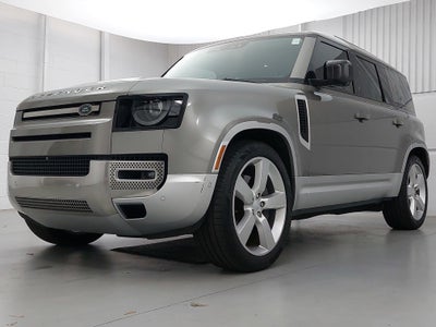 2023 Land Rover Defender 110 SE