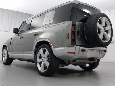 2023 Land Rover Defender 110 SE