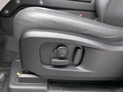 2023 Land Rover Defender 110 SE