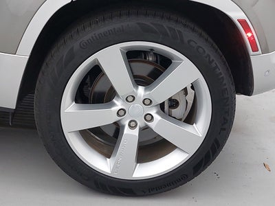 2023 Land Rover Defender 110 SE