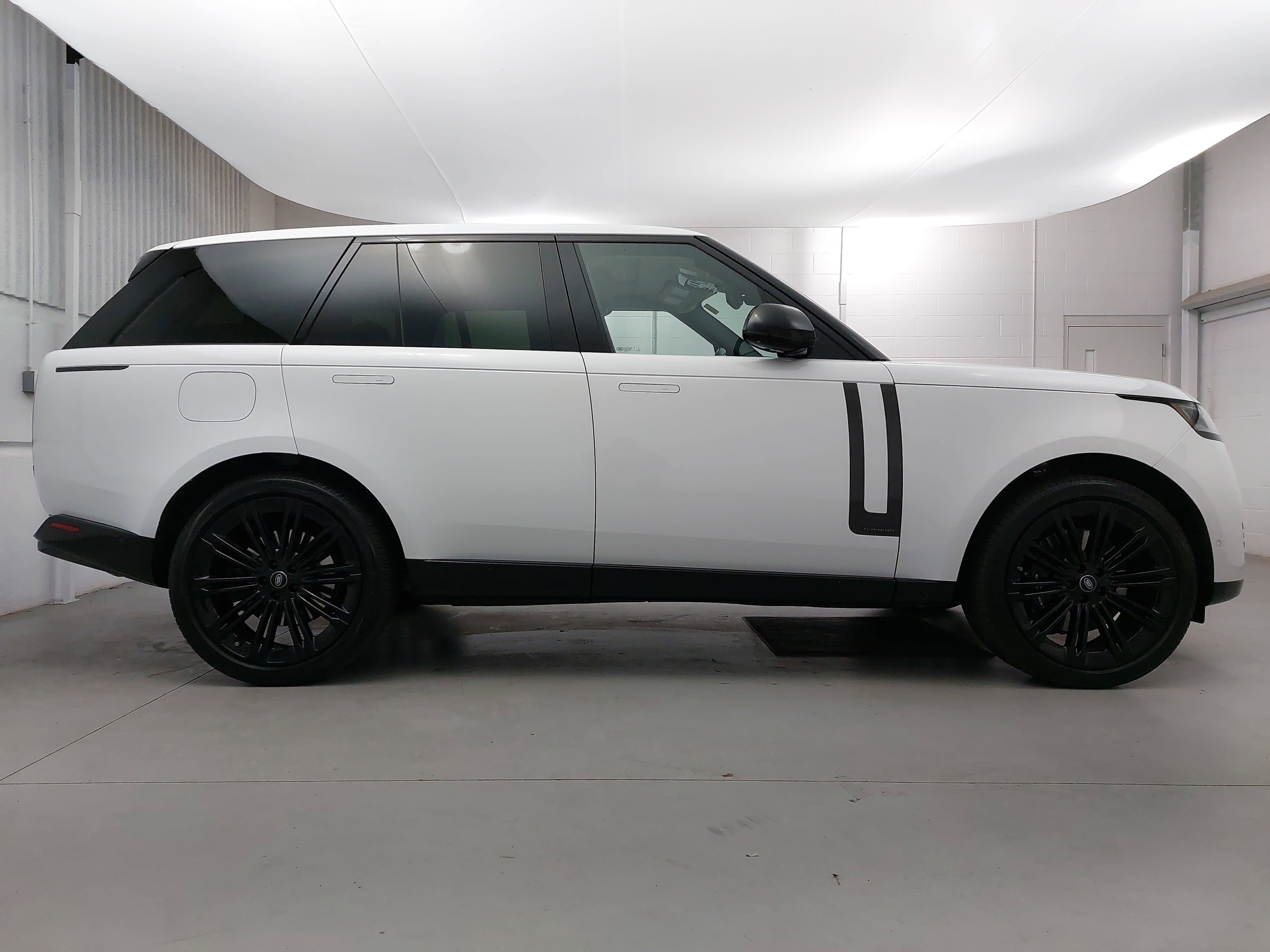 2024 Land Rover Range Rover Autobiography