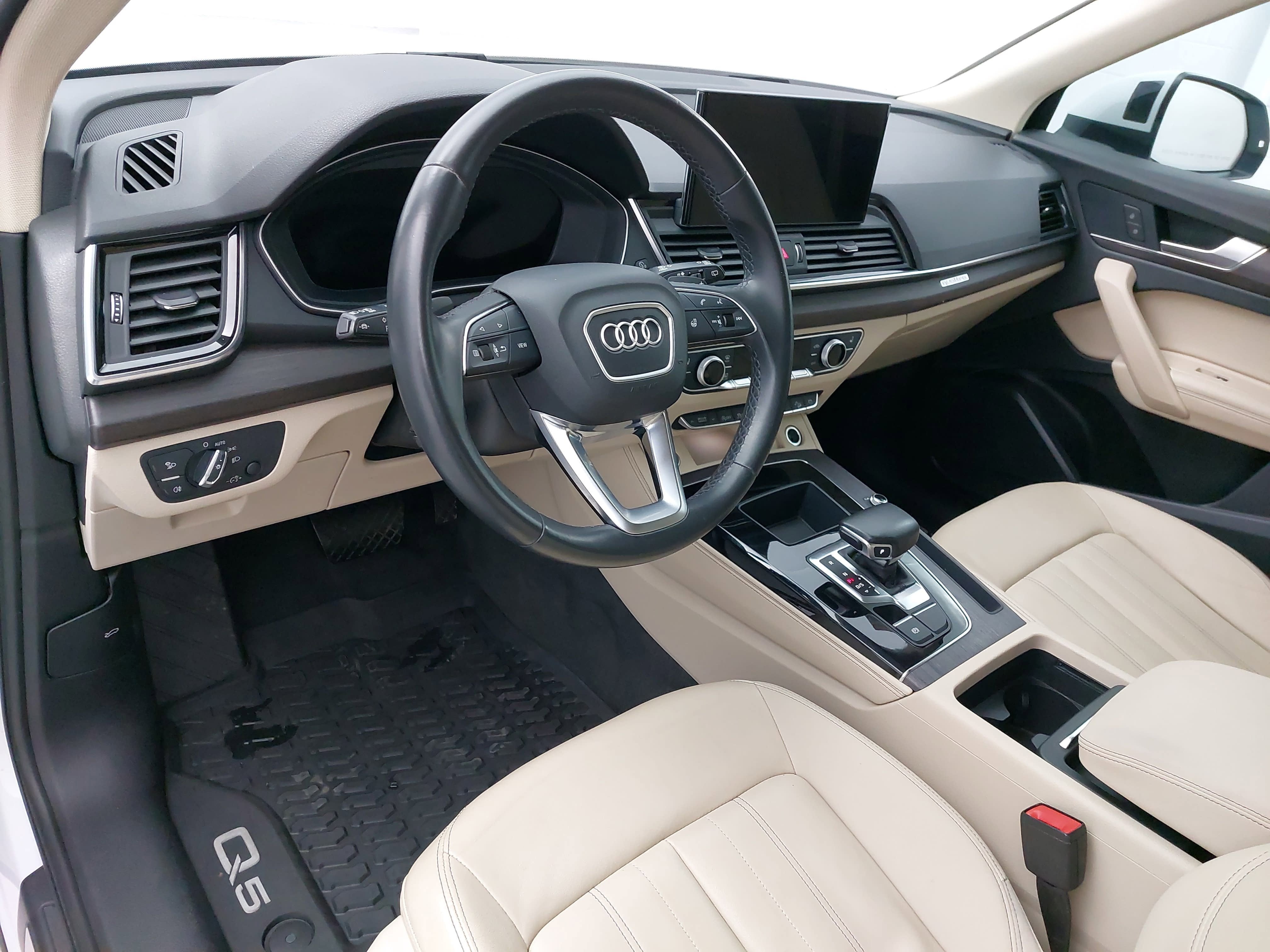 2022 Audi Q5 45 S line Premium