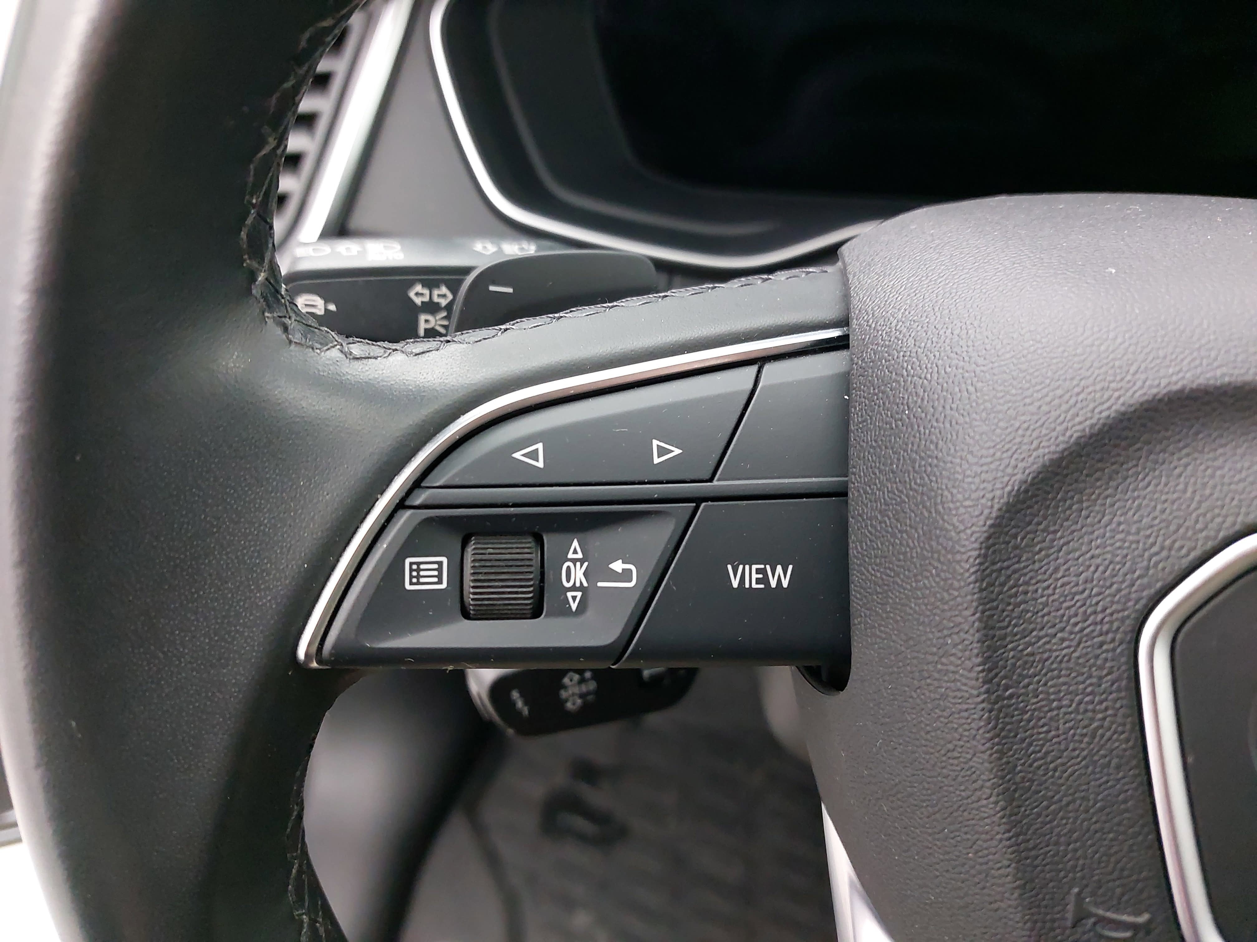 2022 Audi Q5 45 S line Premium