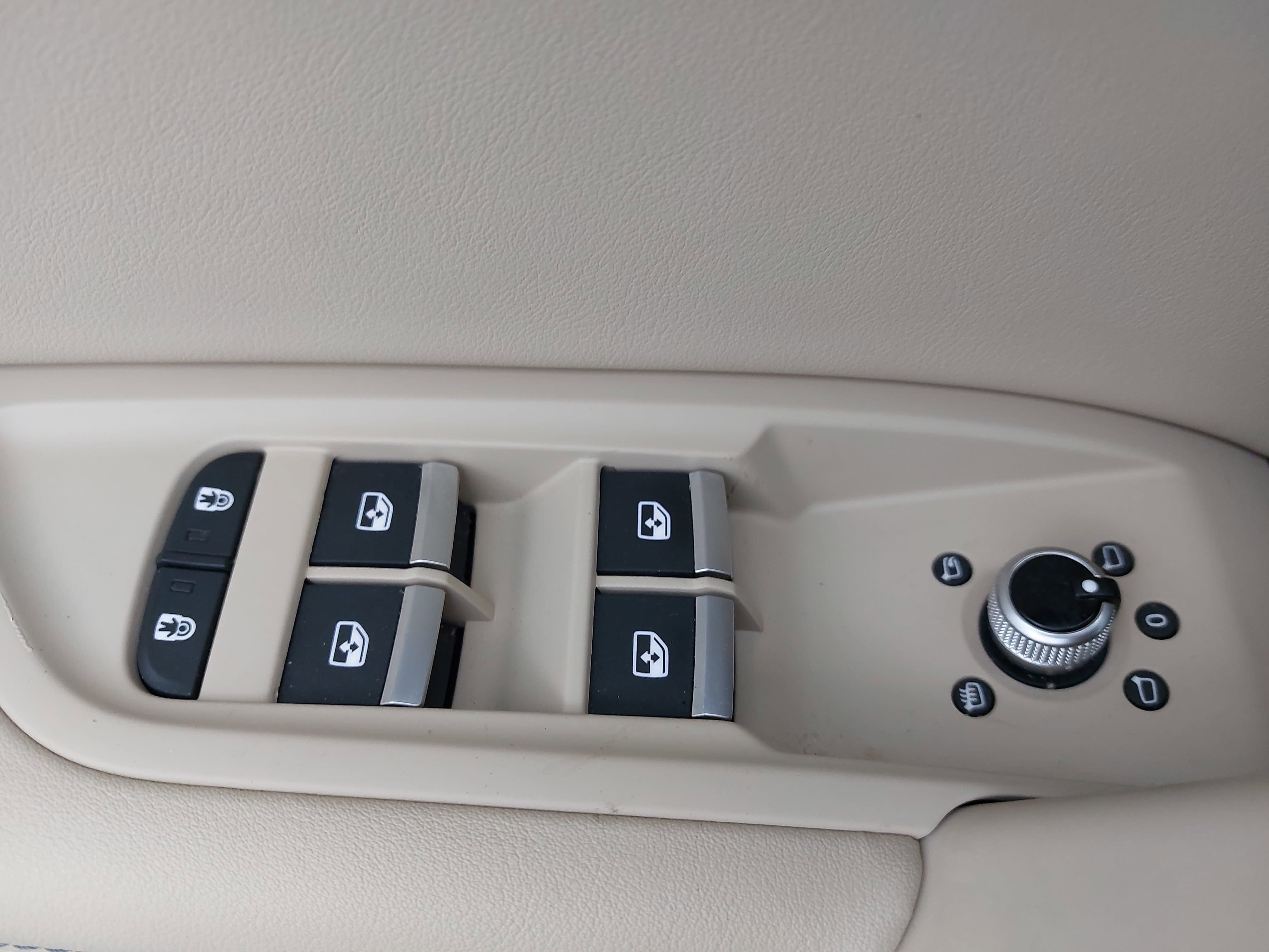 2022 Audi Q5 45 S line Premium