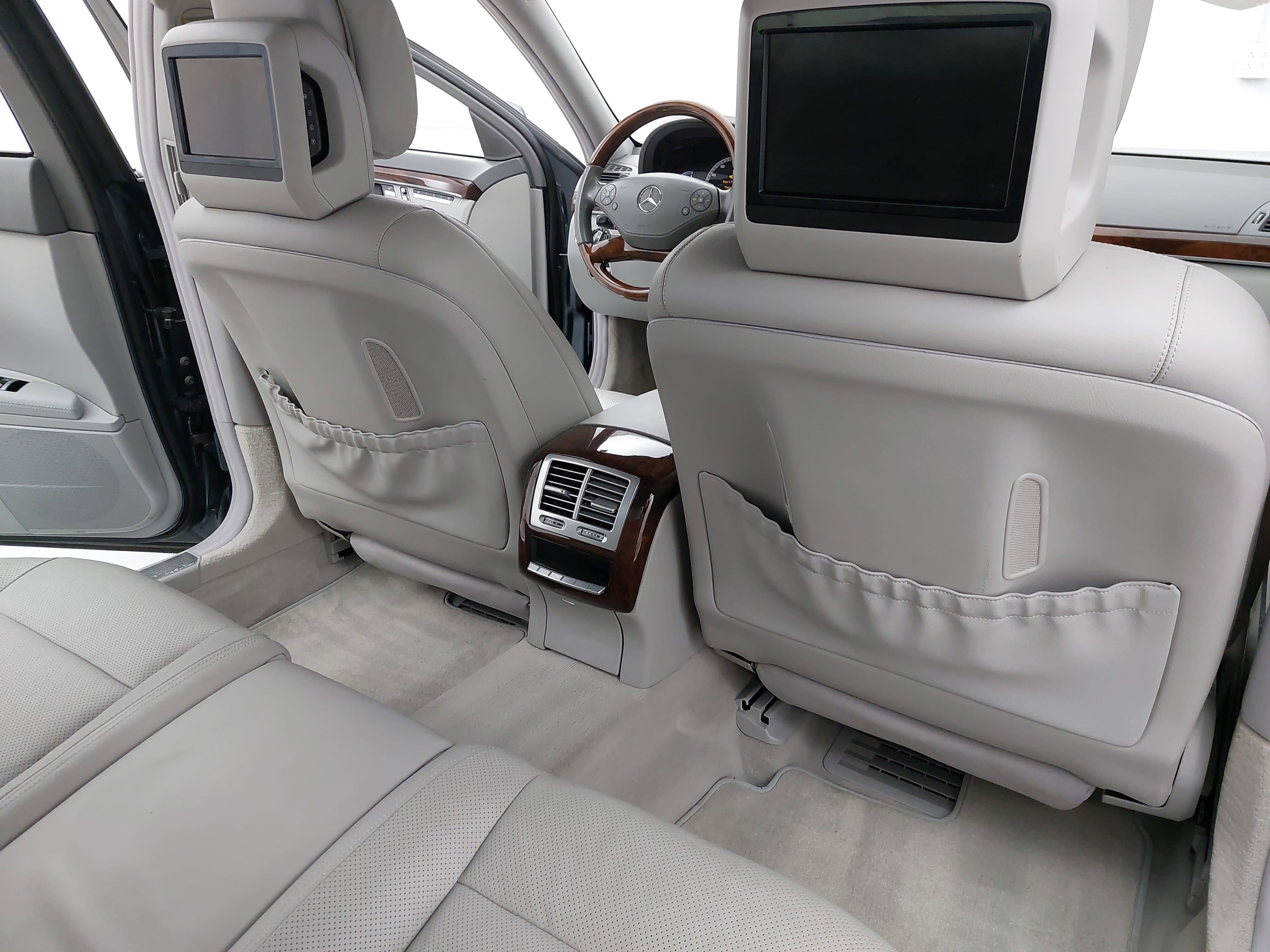 2010 Mercedes-Benz S-Class S 550