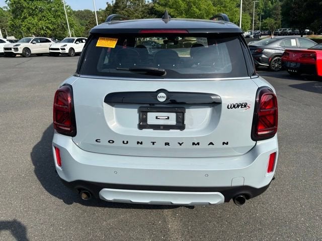2024 MINI Cooper S Countryman Iconic