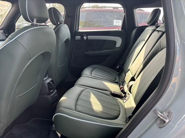 2024 MINI Cooper S Countryman Iconic