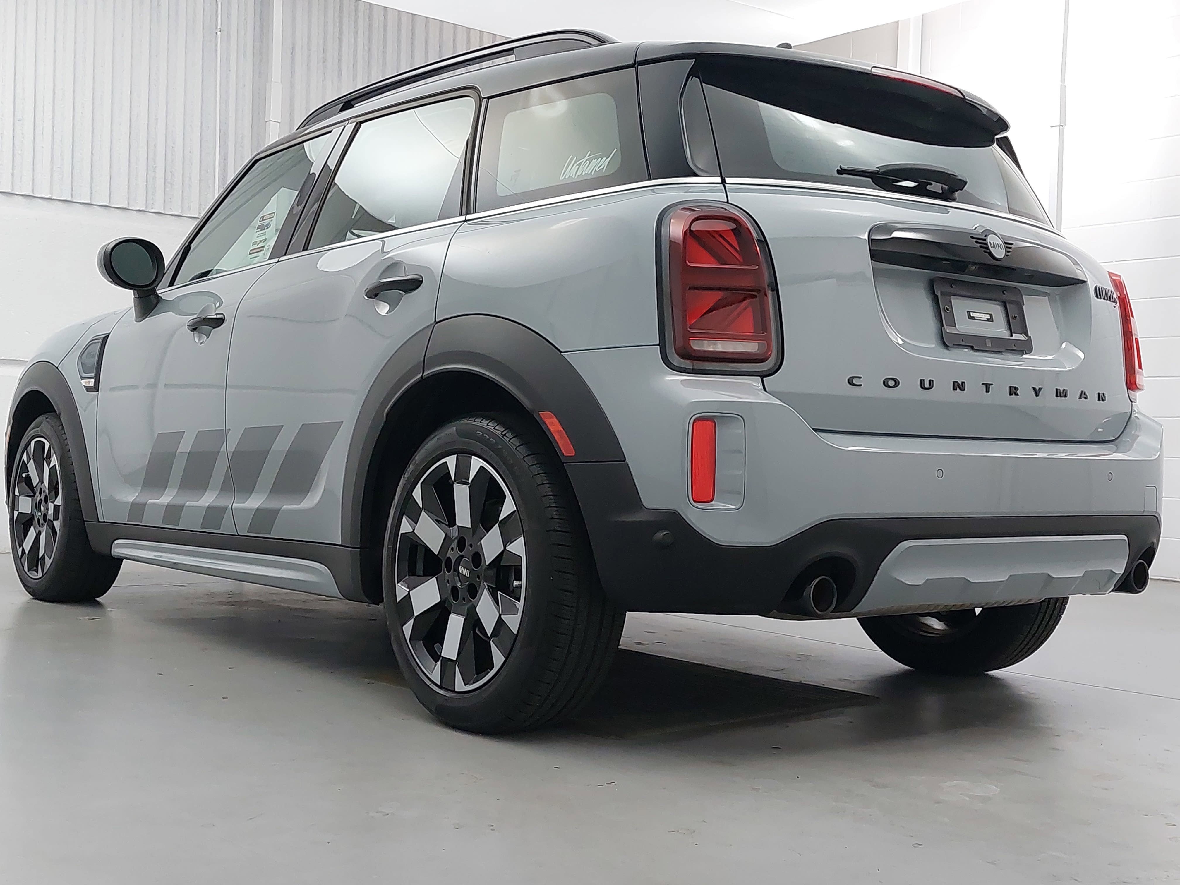 2024 MINI Cooper S Countryman Iconic