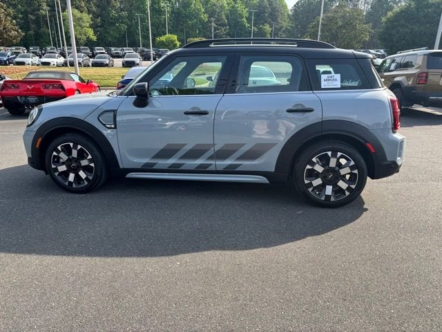2024 MINI Cooper S Countryman Iconic