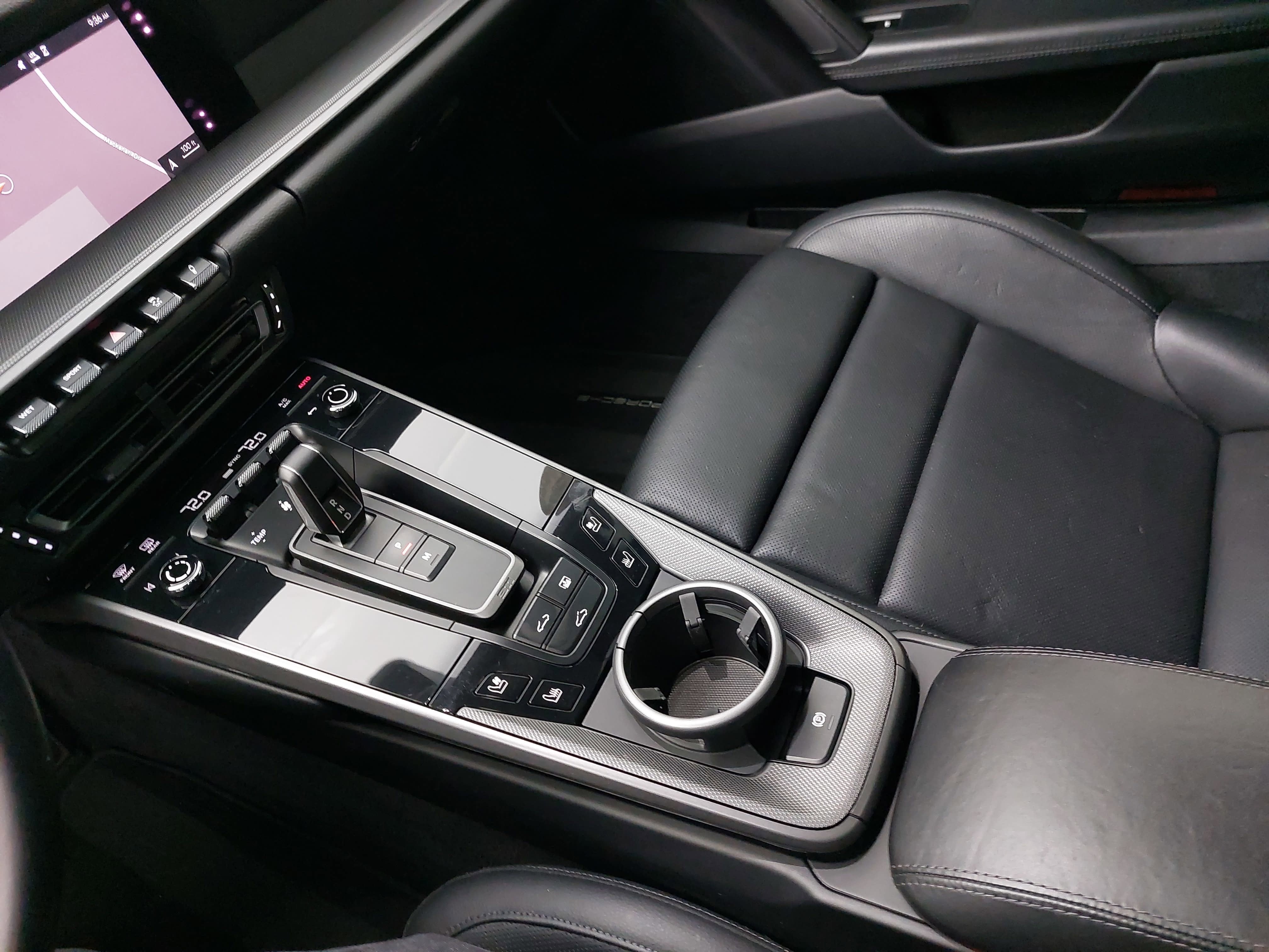 2021 Porsche 911 Carrera