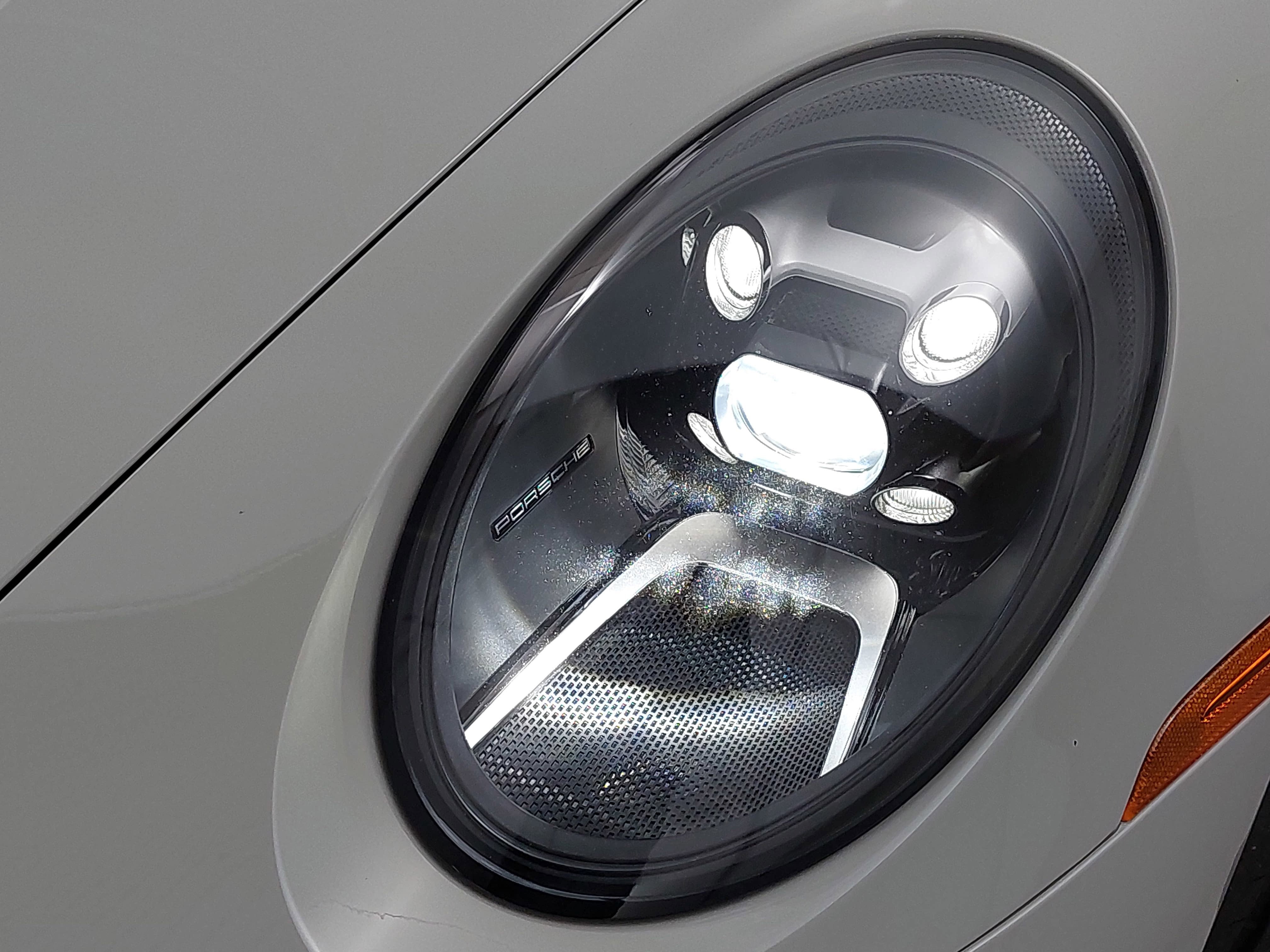 2021 Porsche 911 Carrera