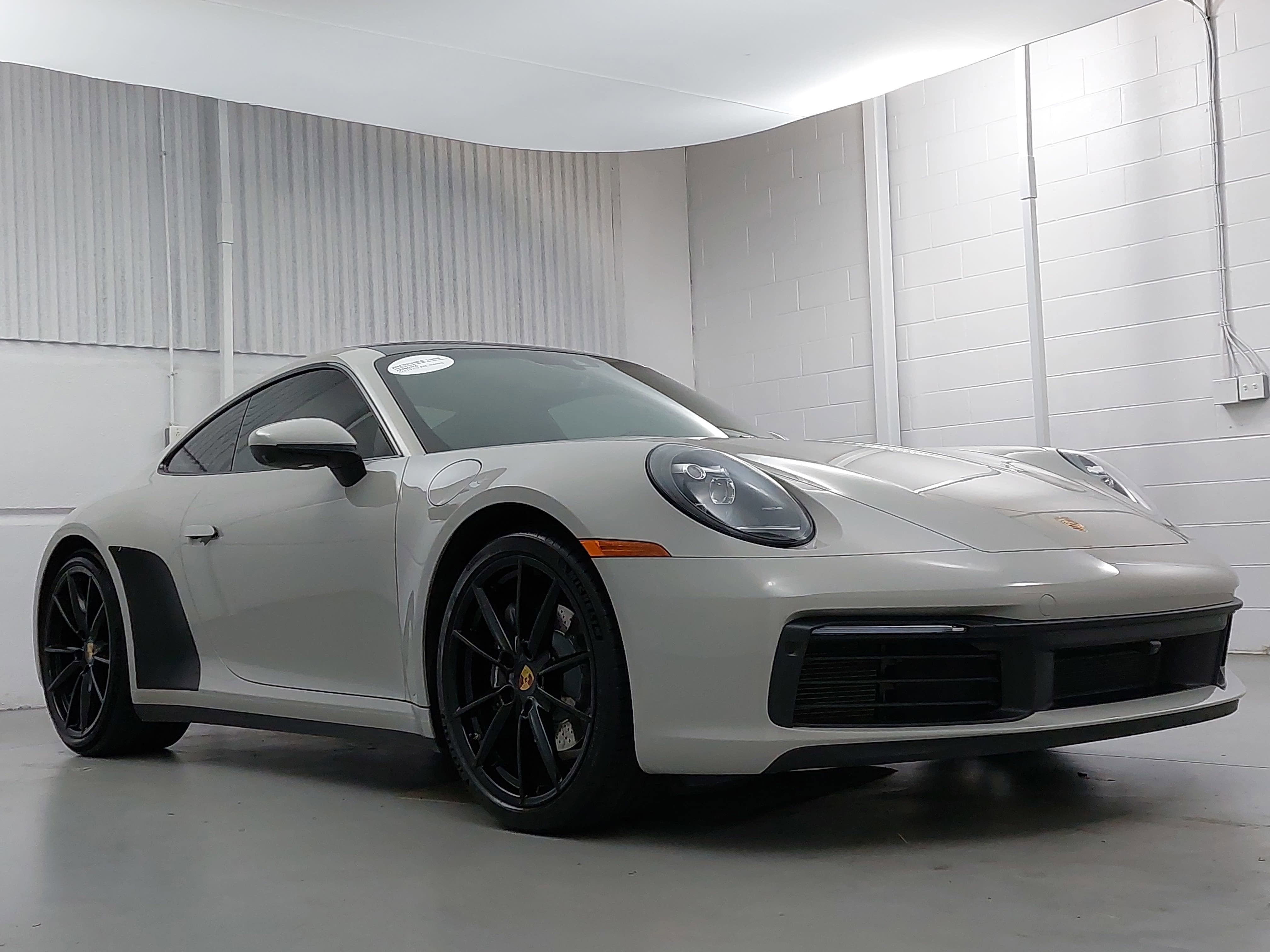 2021 Porsche 911 Carrera