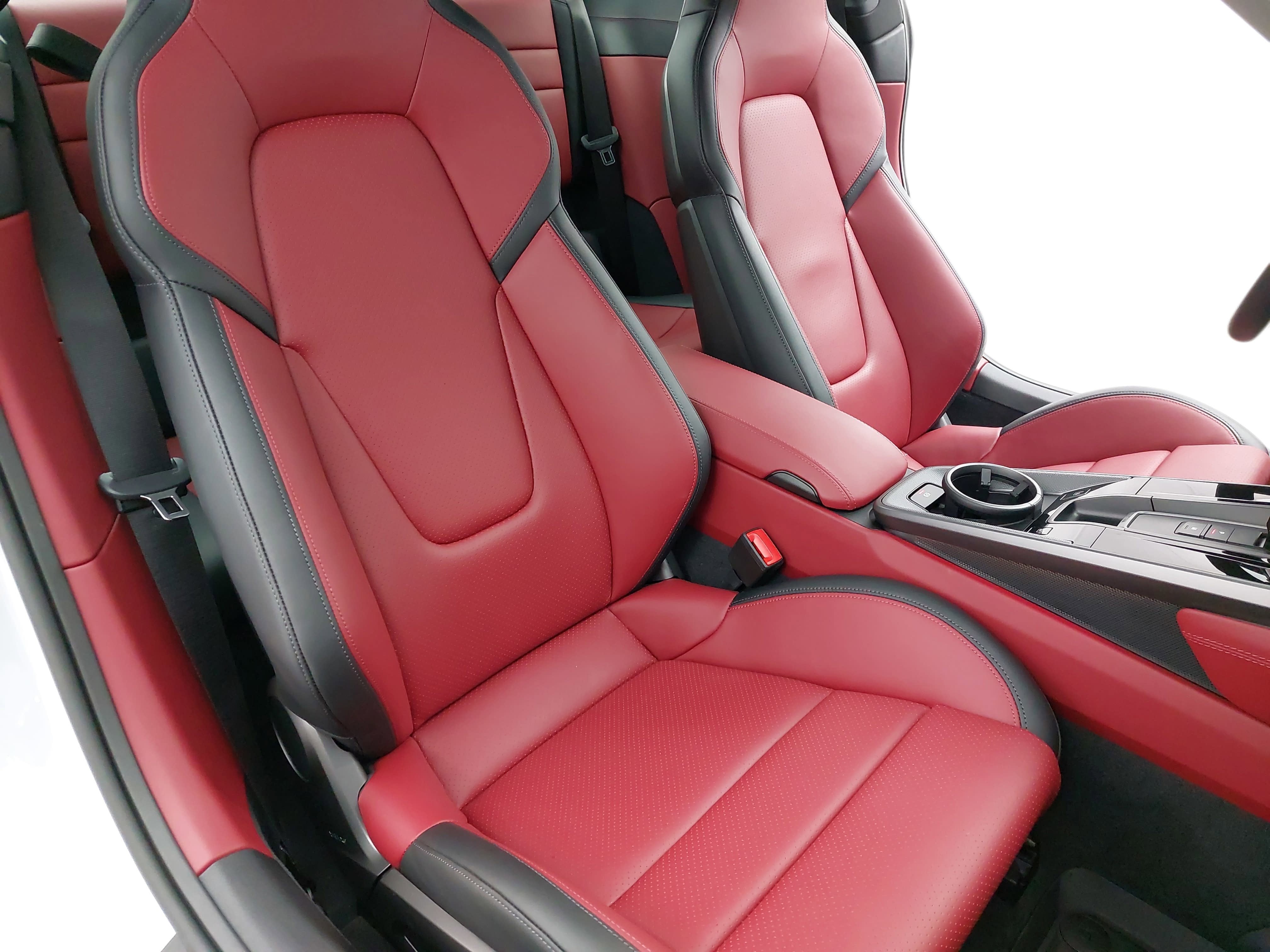 2025 Porsche 911 Carrera T