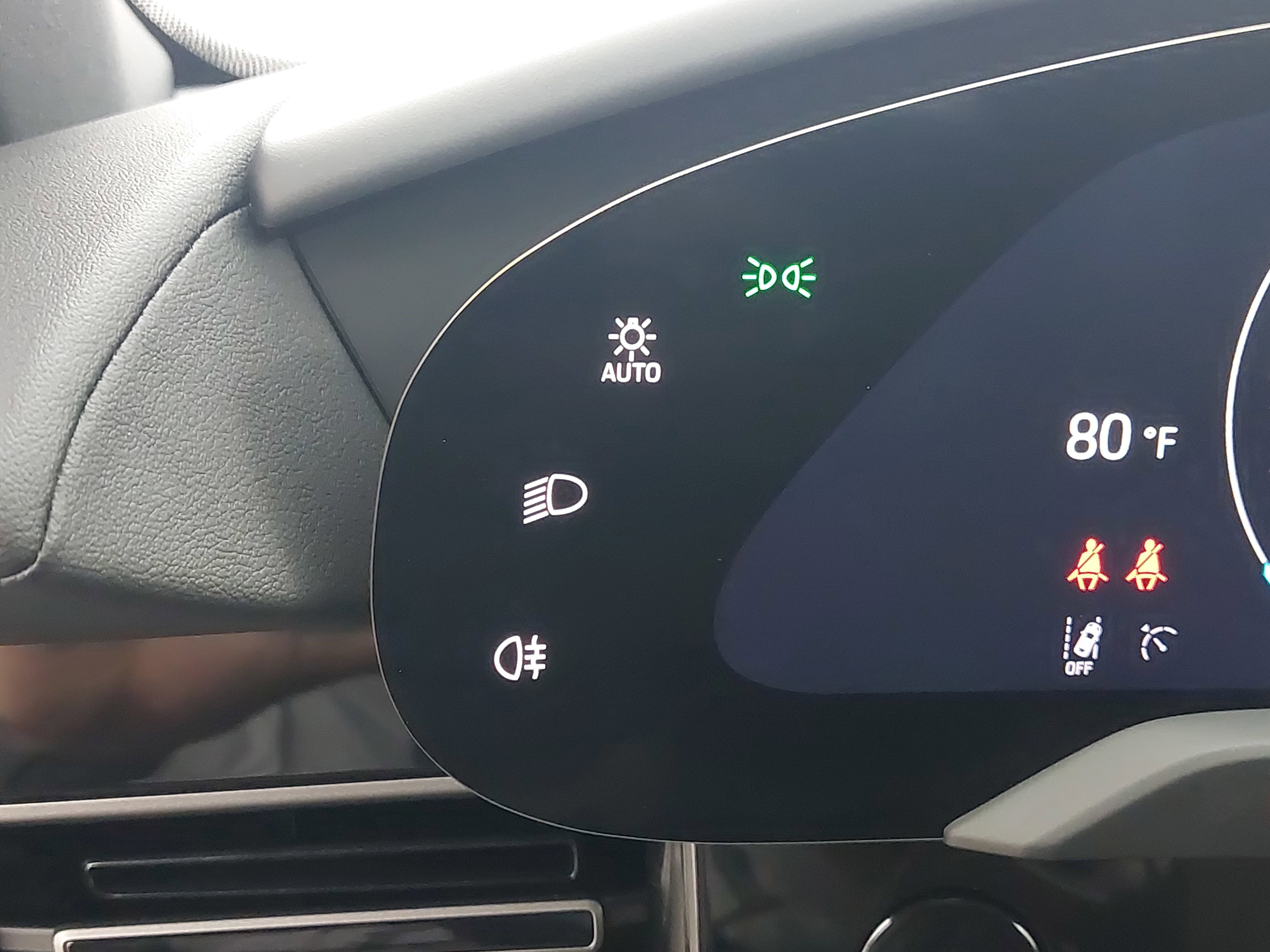 2025 Porsche Taycan 4