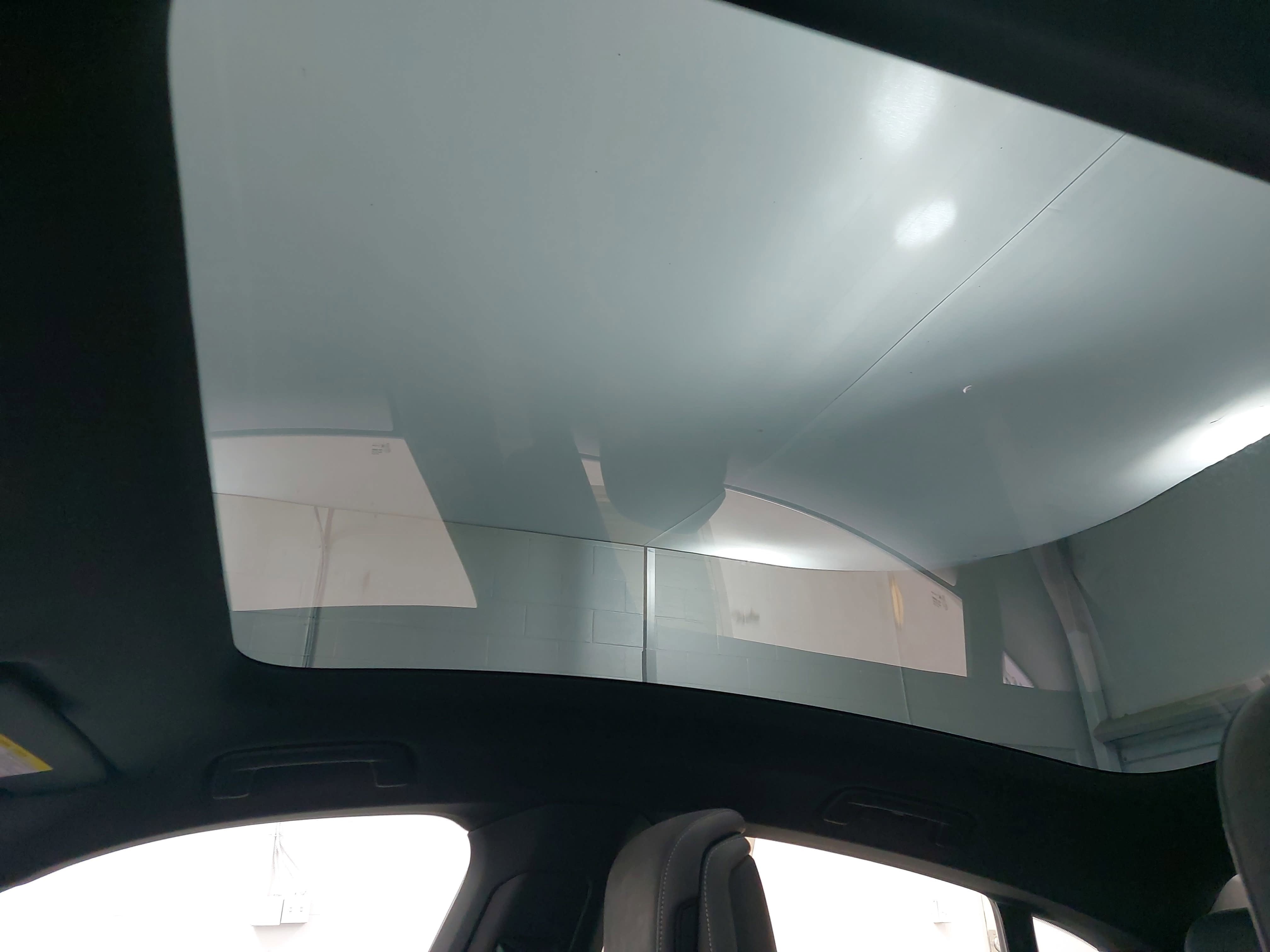 2025 Porsche Taycan 4