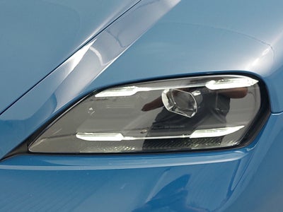 2025 Porsche Taycan 4