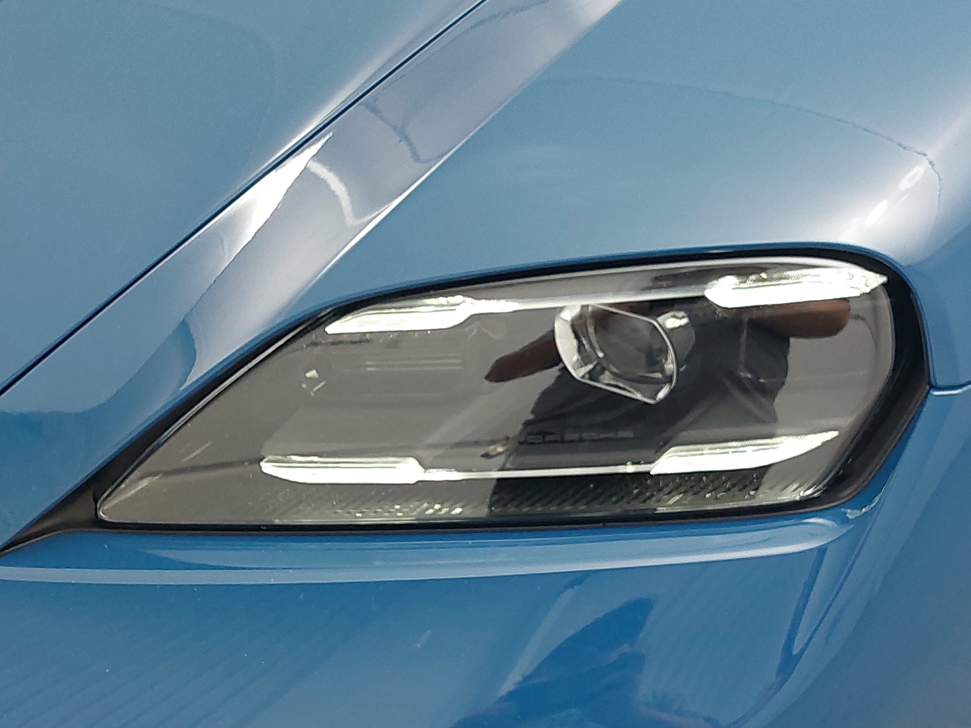 2025 Porsche Taycan 4