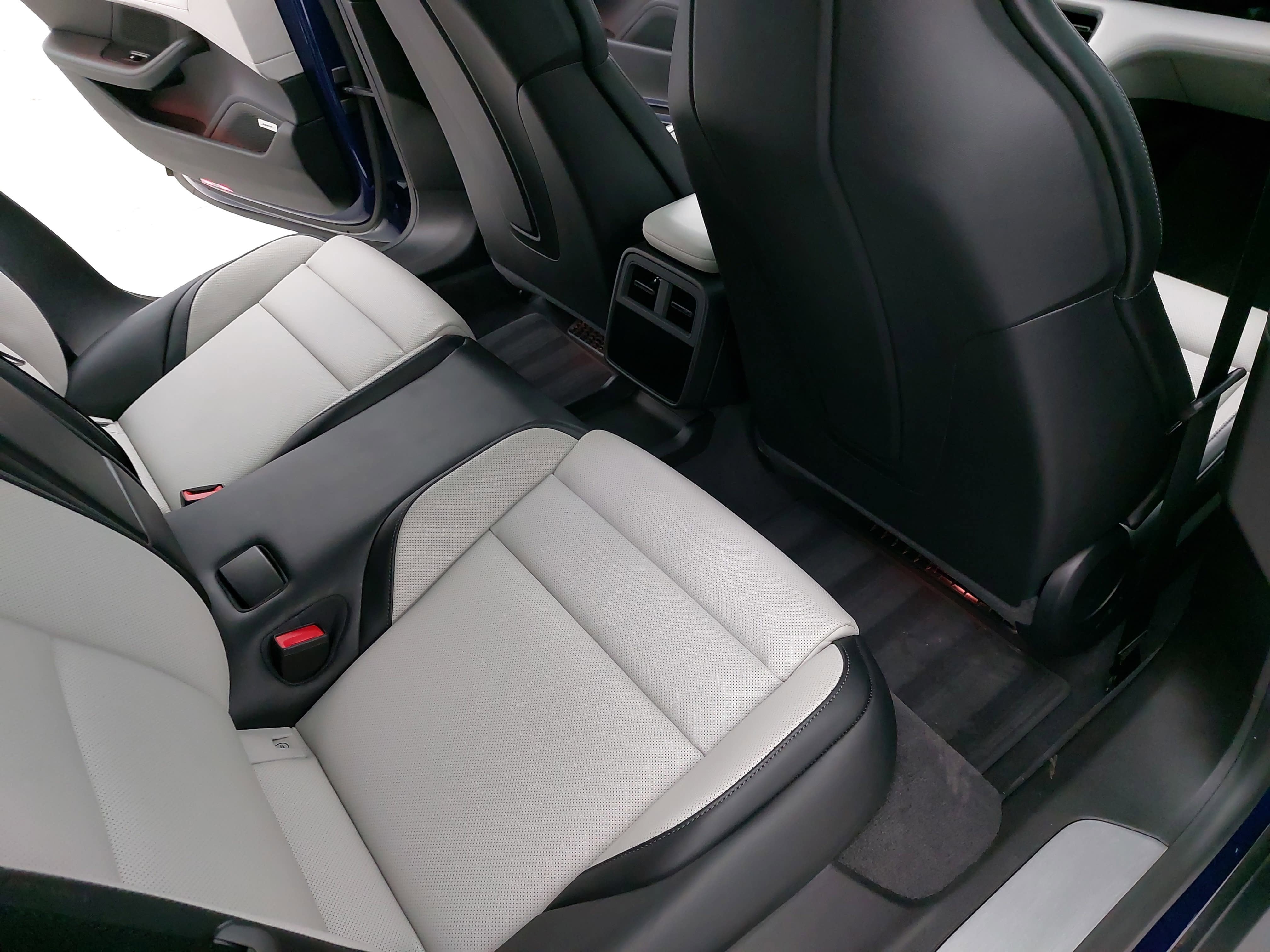 2025 Porsche Taycan Base