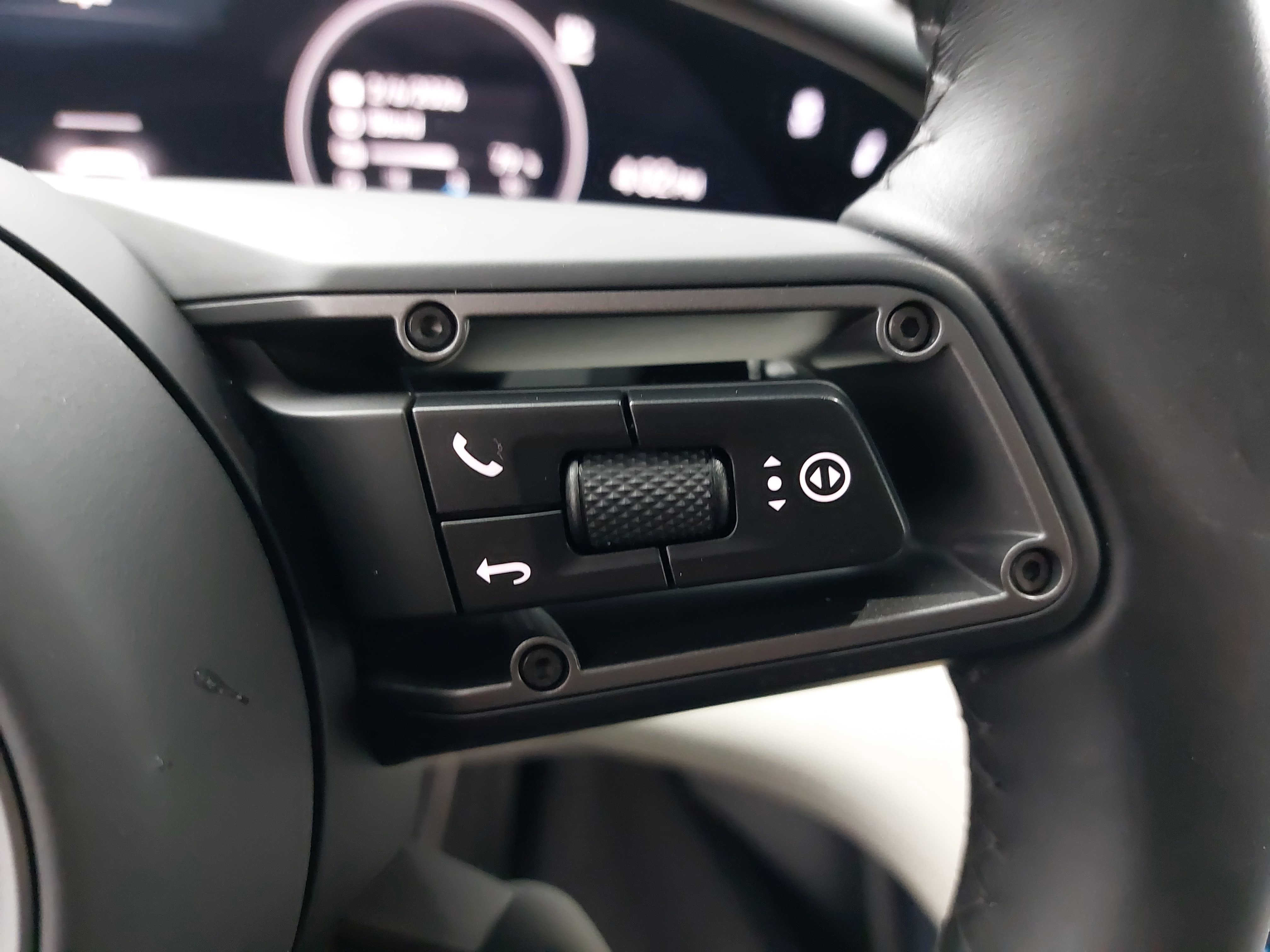 2025 Porsche Taycan Base