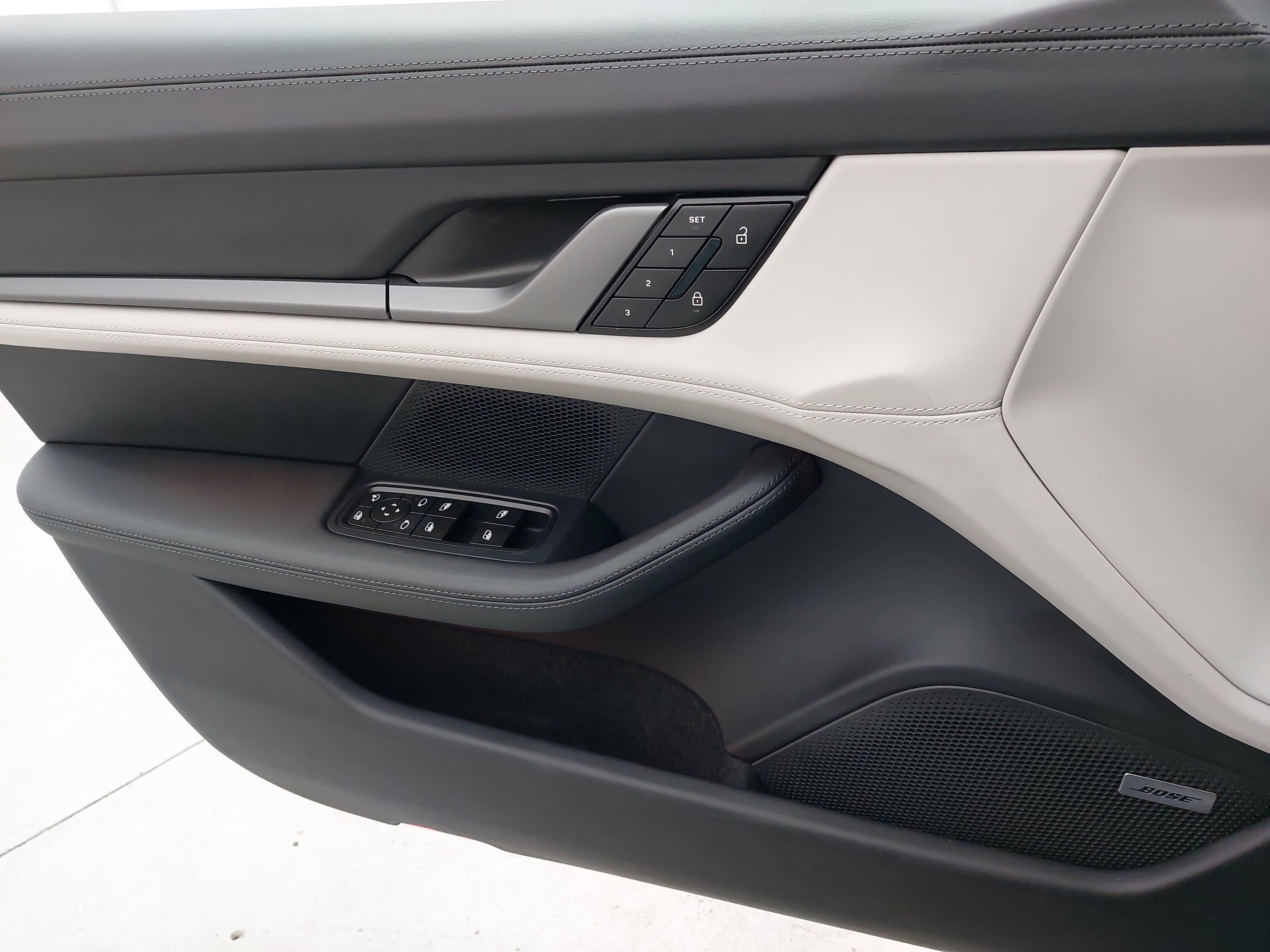 2025 Porsche Taycan Base