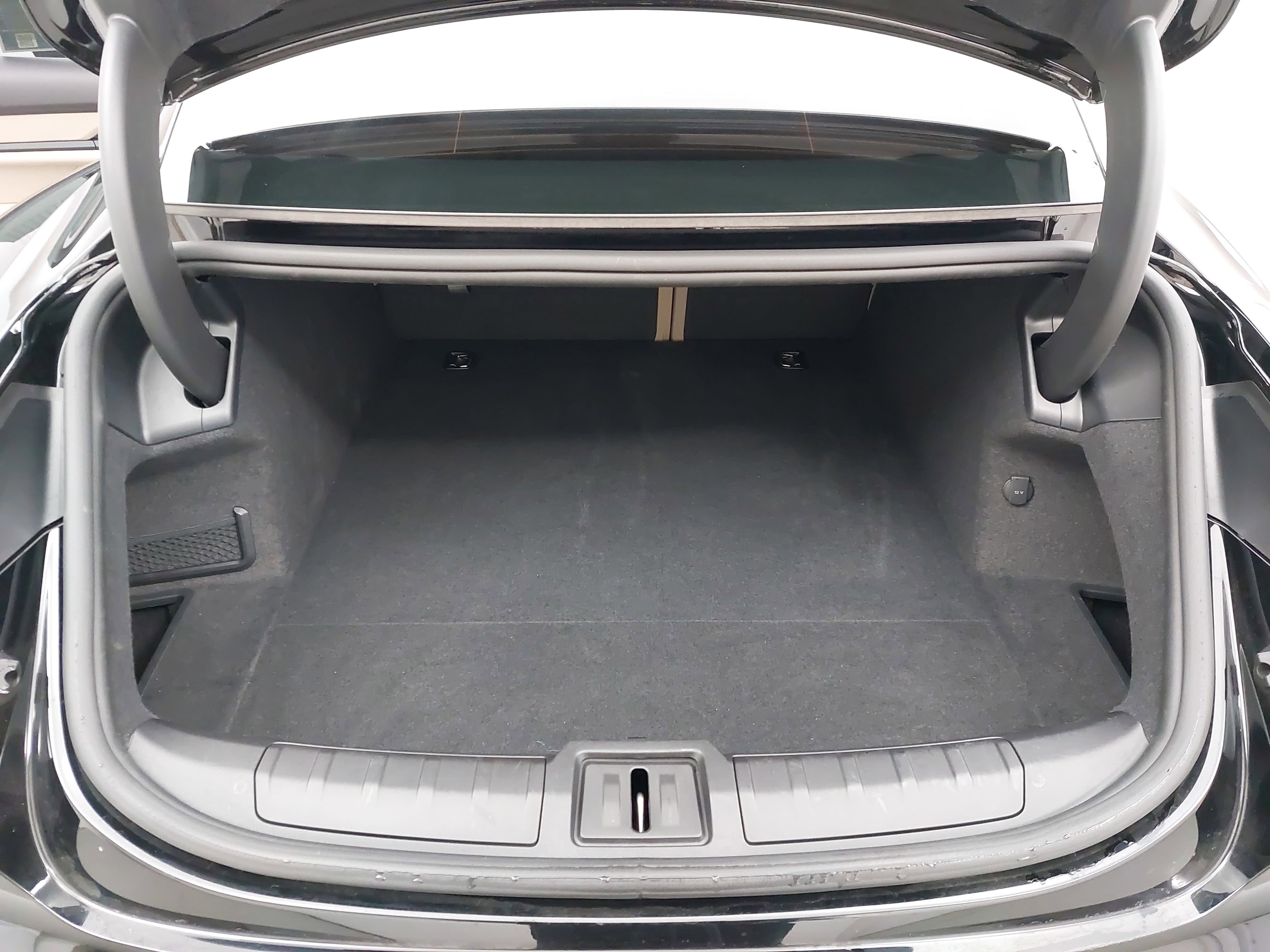 2022 Porsche Taycan RWD