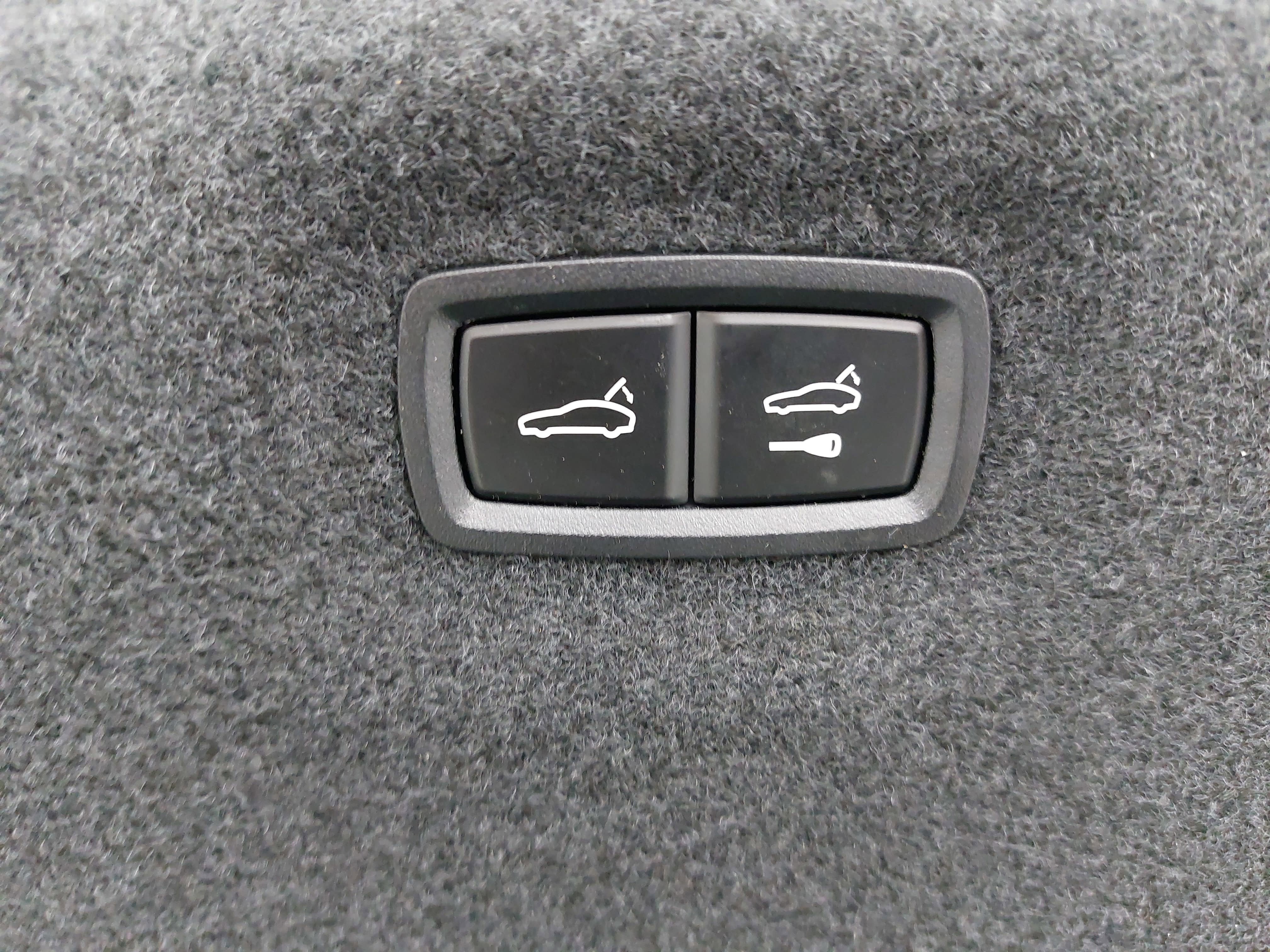 2022 Porsche Taycan RWD