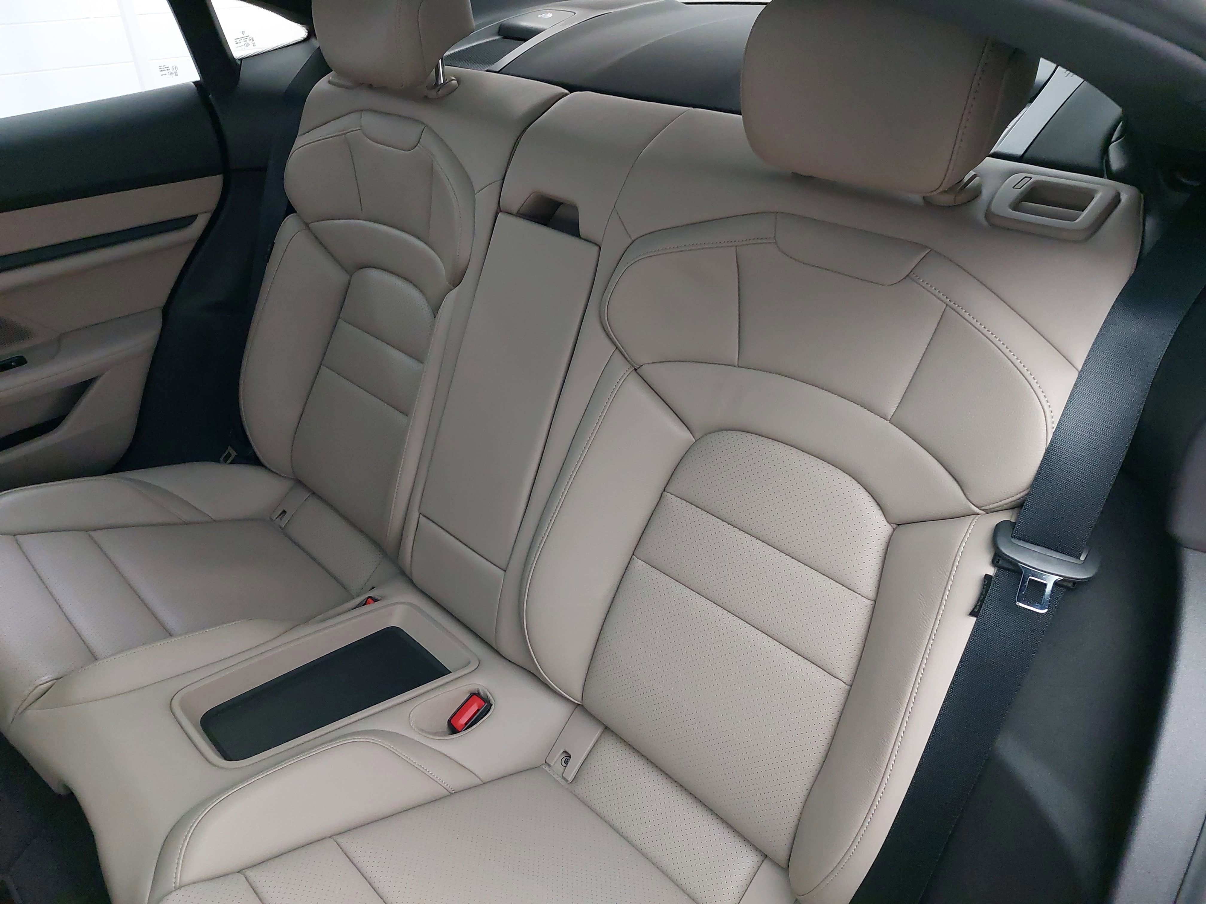 2022 Porsche Taycan RWD