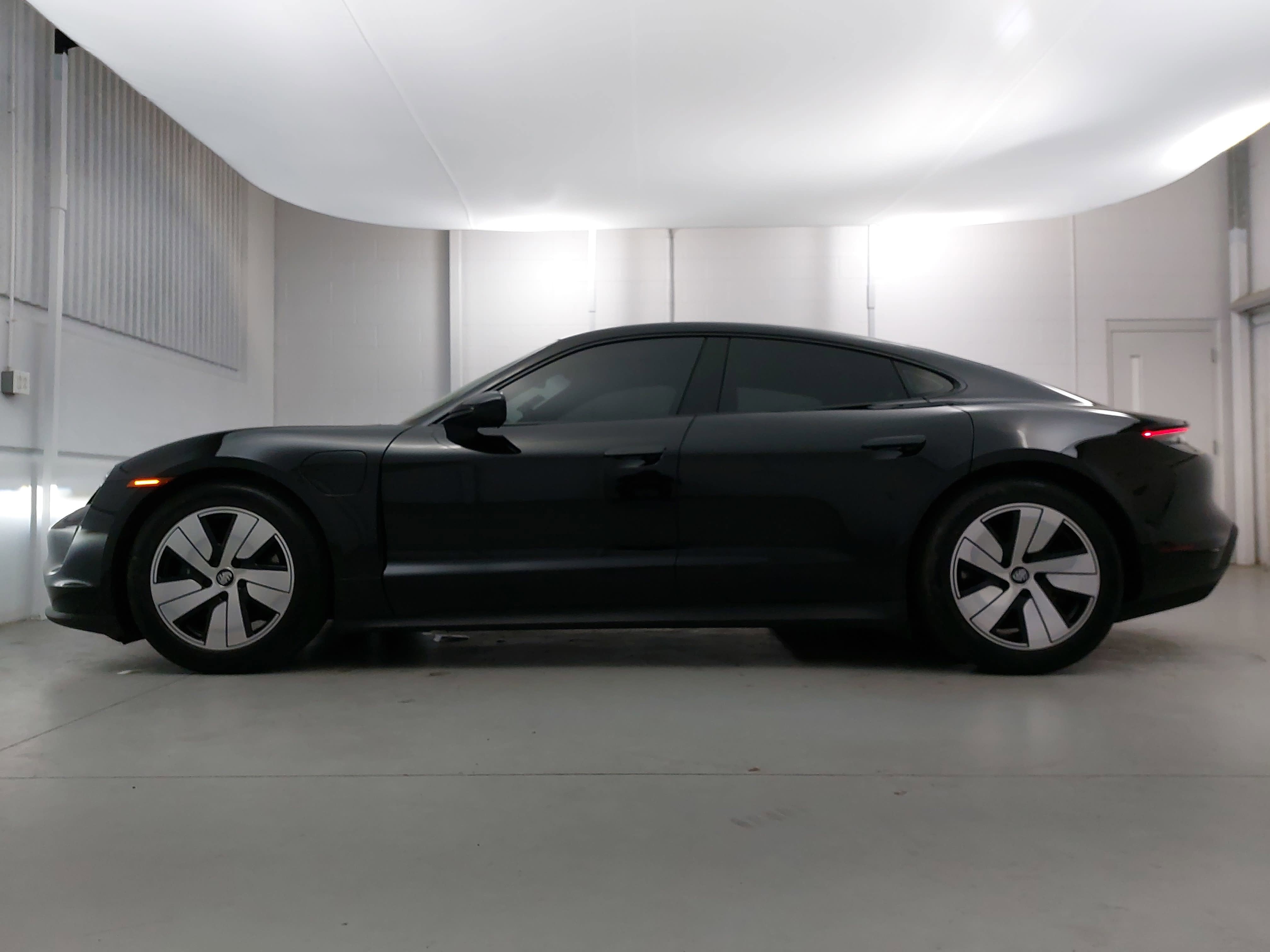 2022 Porsche Taycan RWD