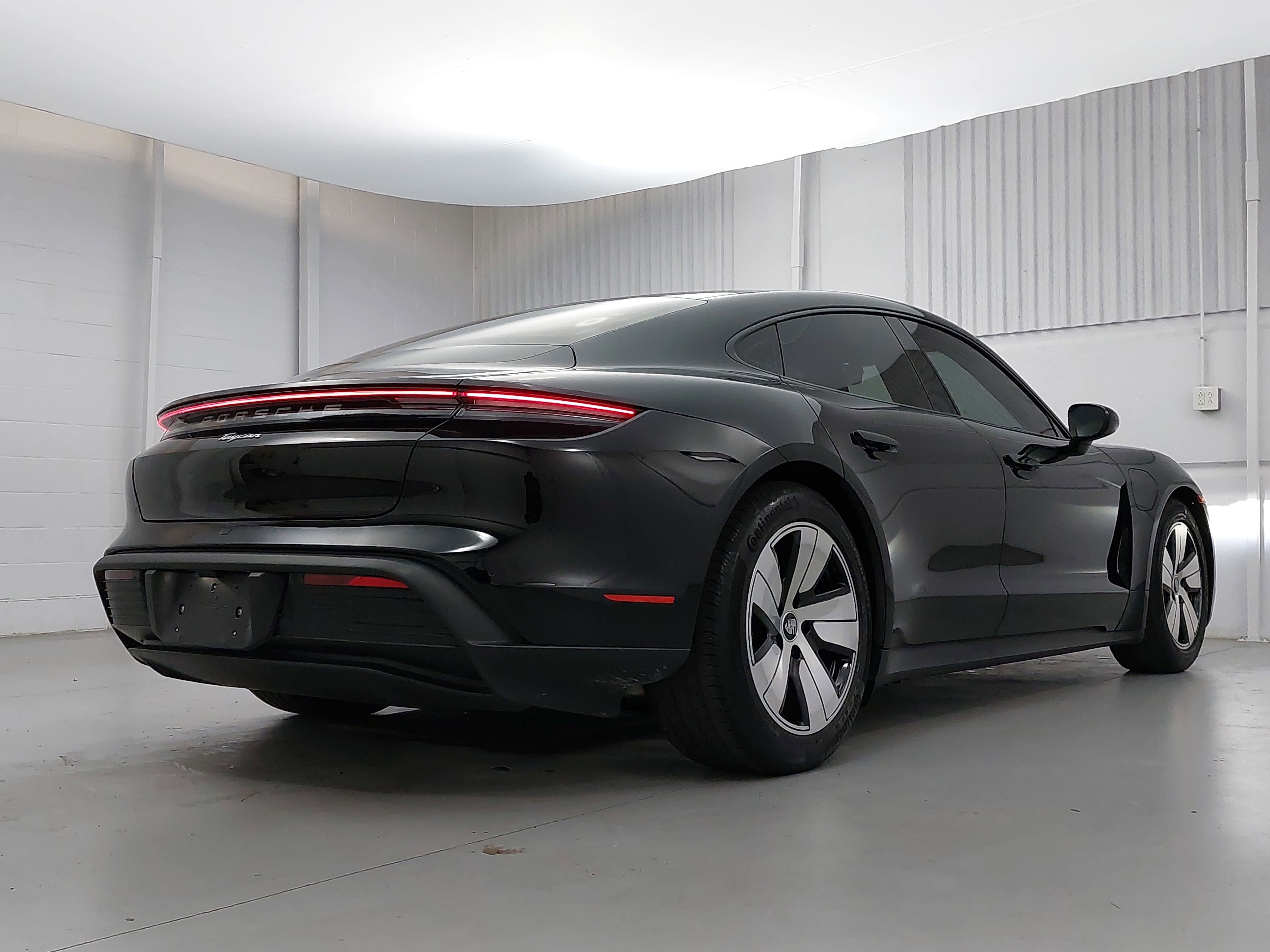 2022 Porsche Taycan RWD