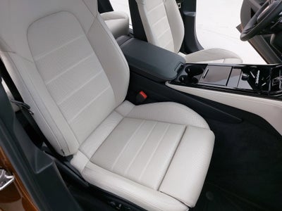 2024 Porsche Panamera 4