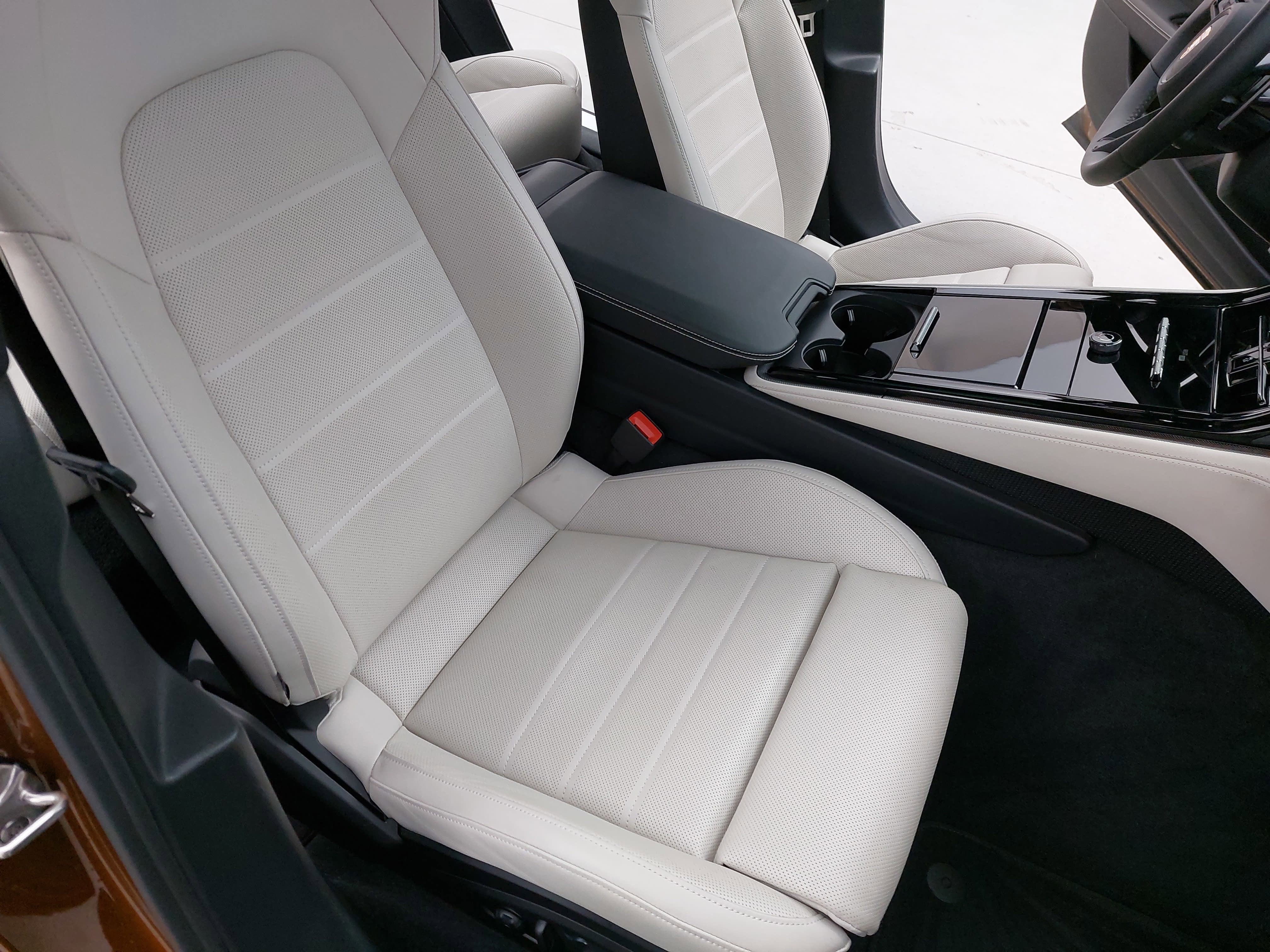 2024 Porsche Panamera 4