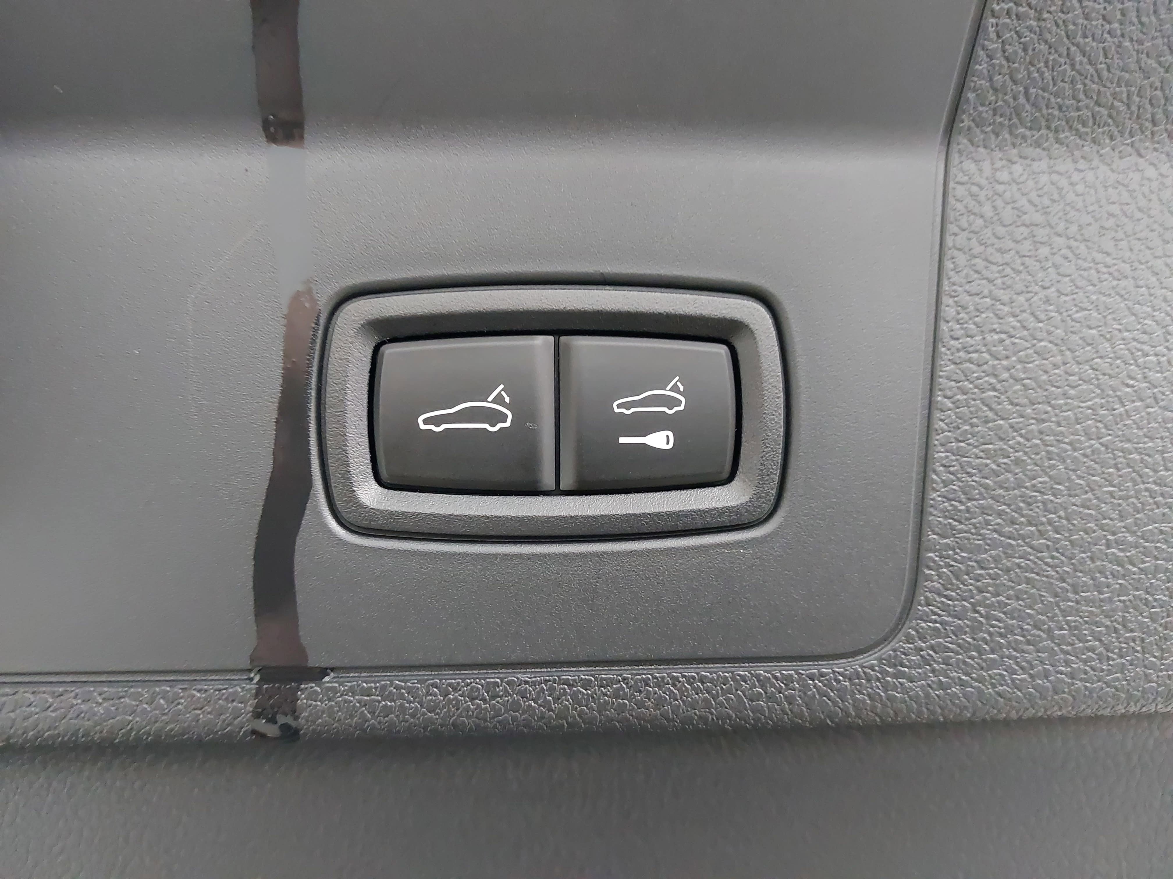 2024 Porsche Panamera 4