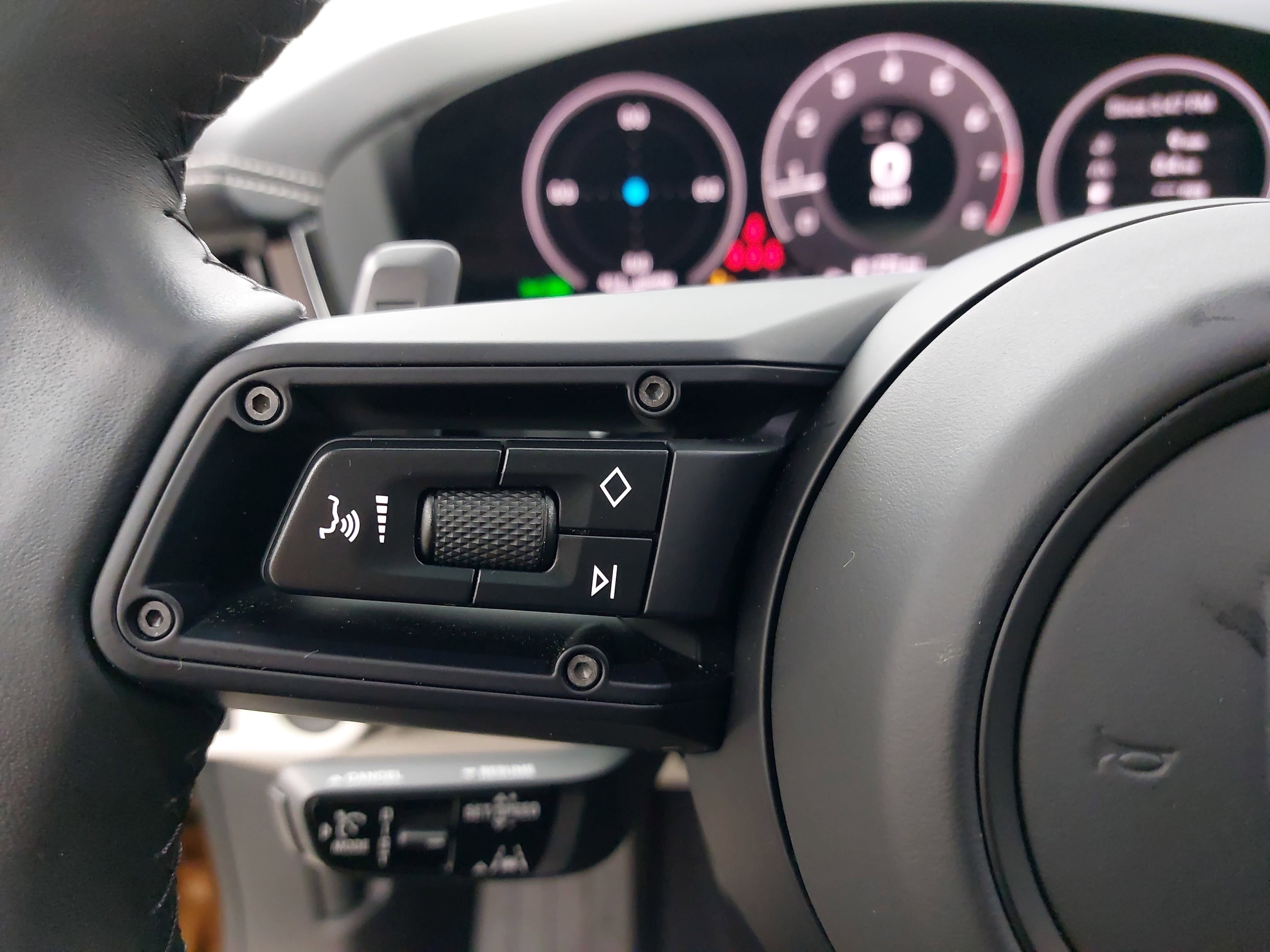 2024 Porsche Panamera 4