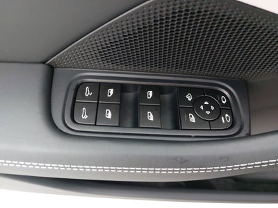 2024 Porsche Panamera 4