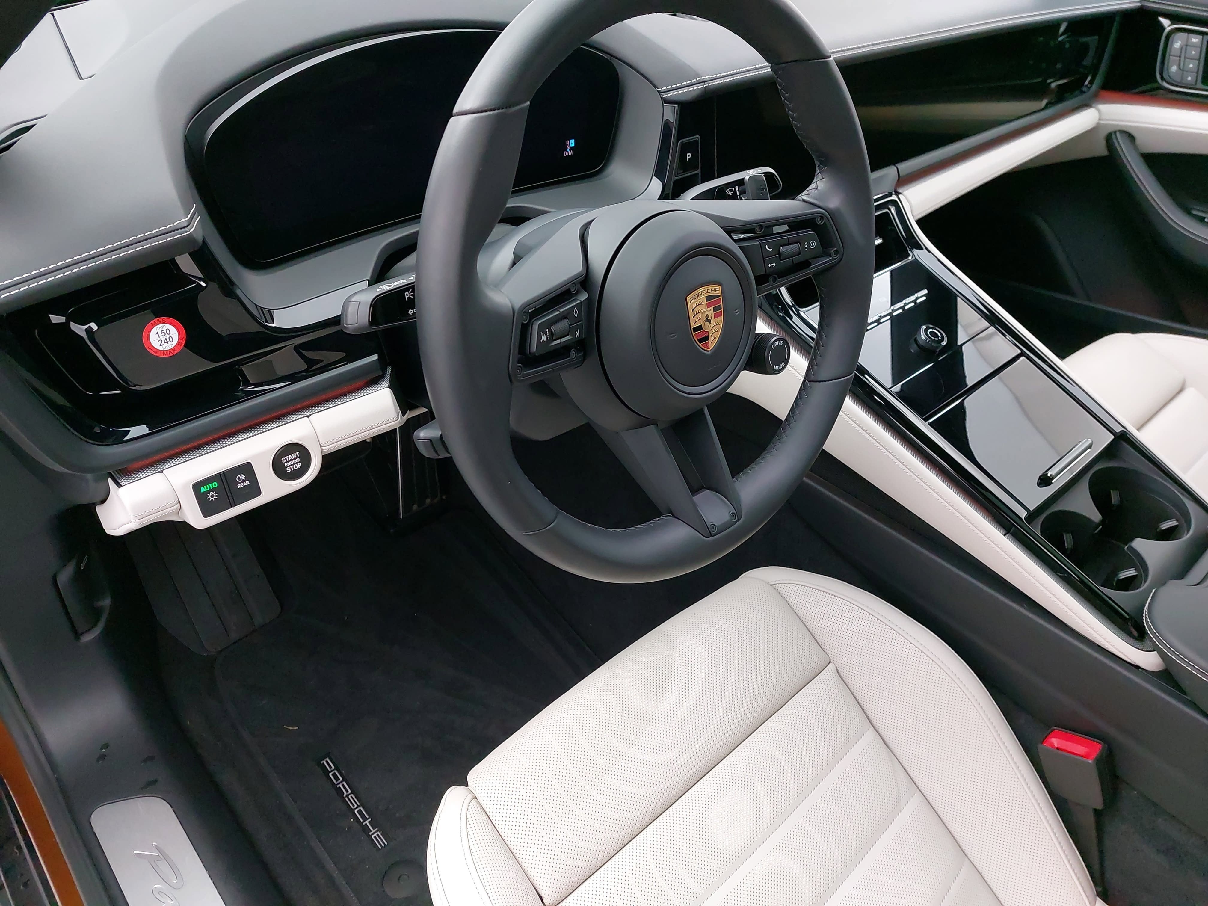 2024 Porsche Panamera 4