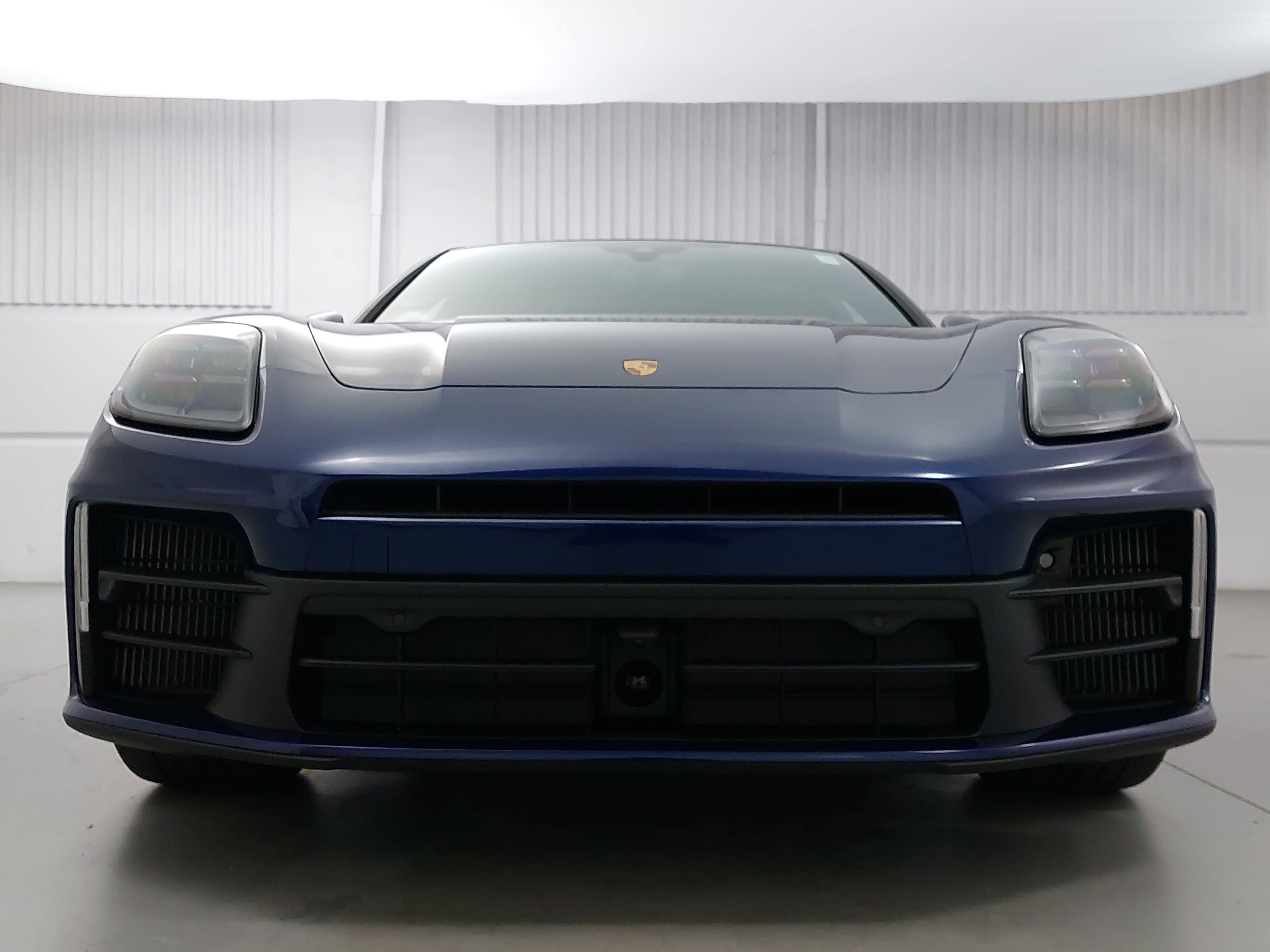 2025 Porsche Panamera Base