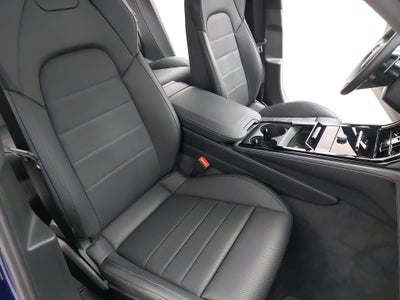 2025 Porsche Panamera Base